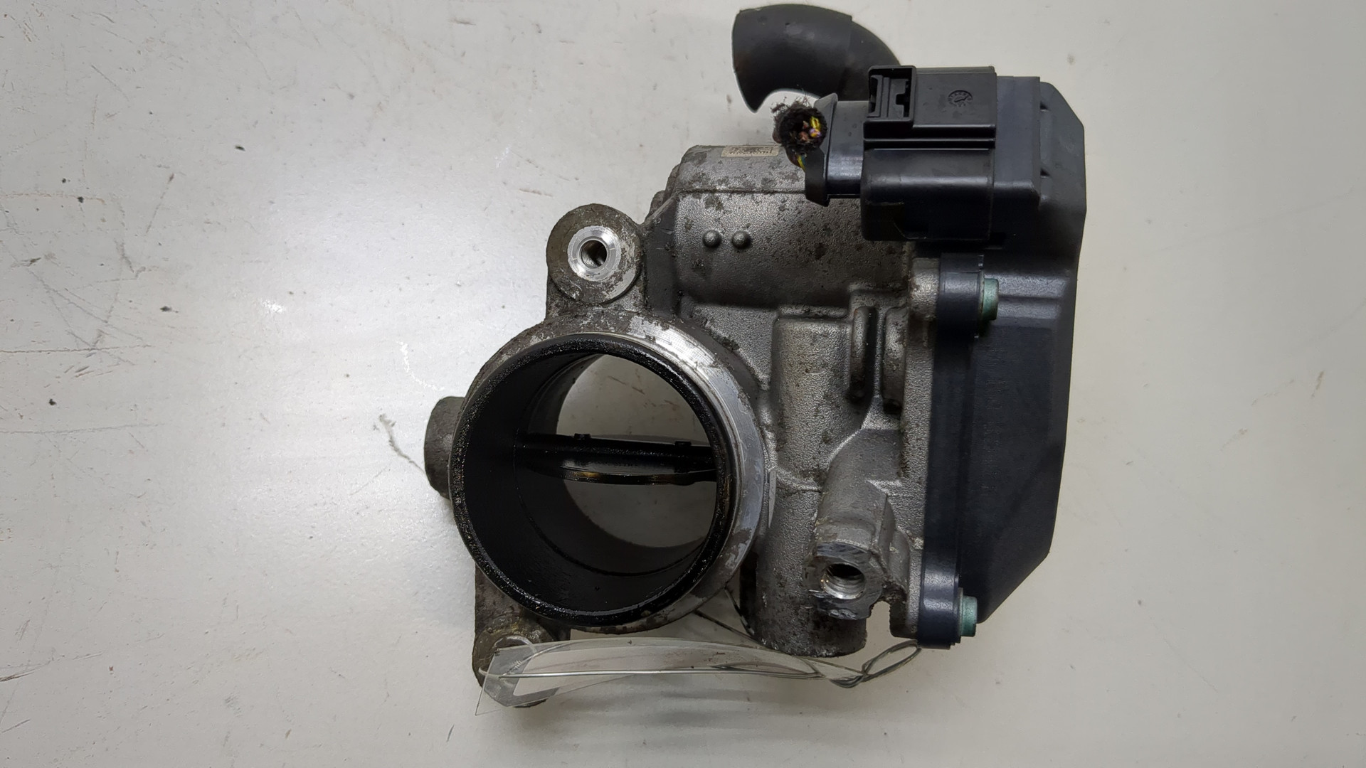 Заслонка дроссельная электрическая