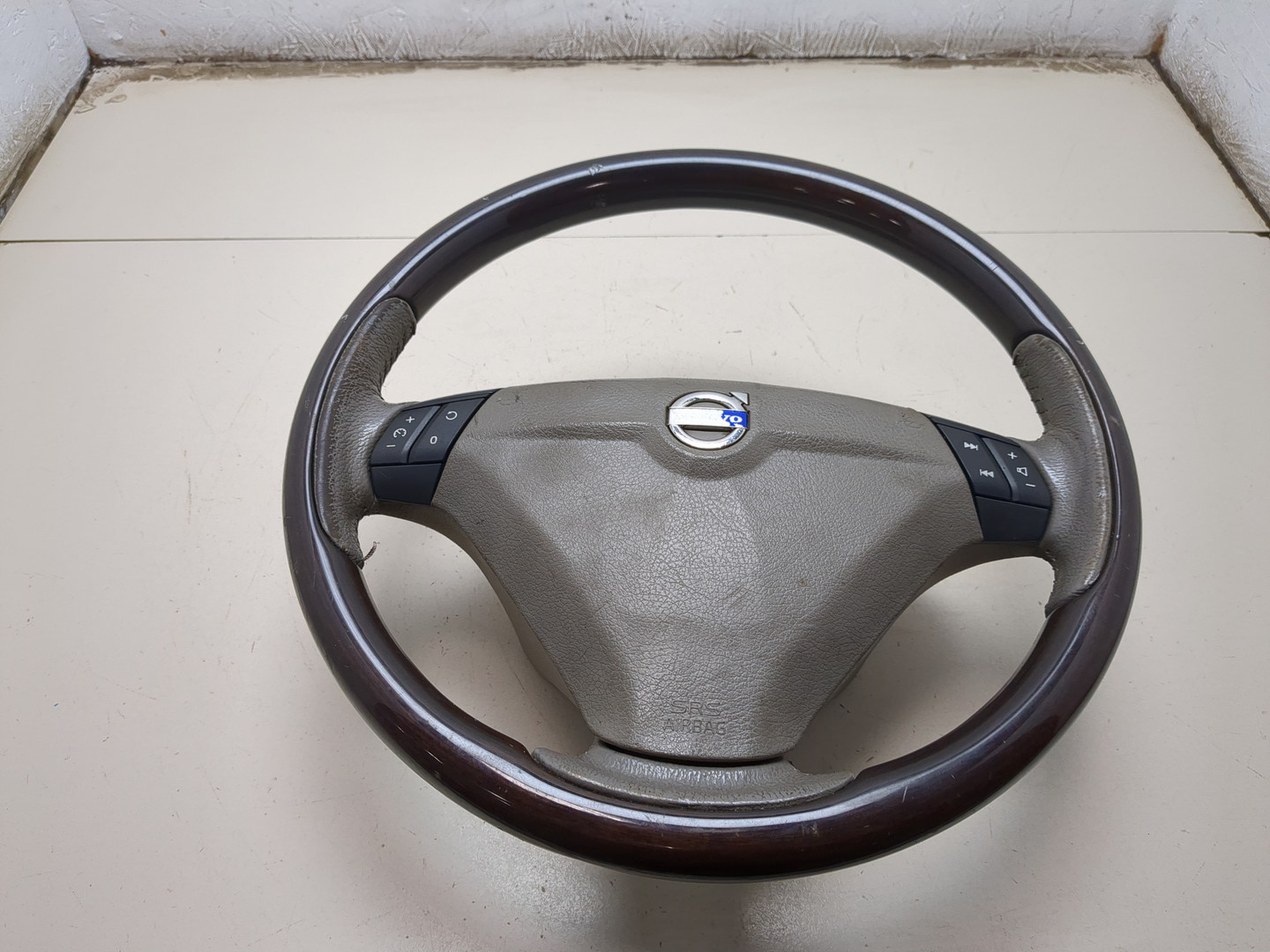 Рулевое колесо (руль)