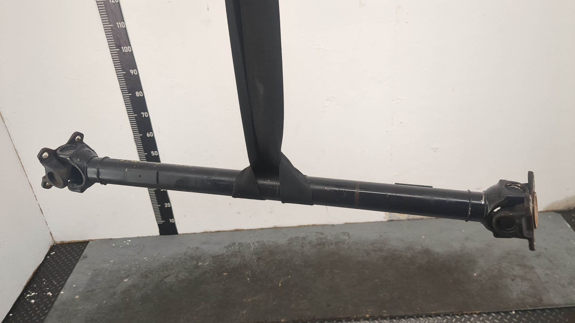 Вал карданный передний