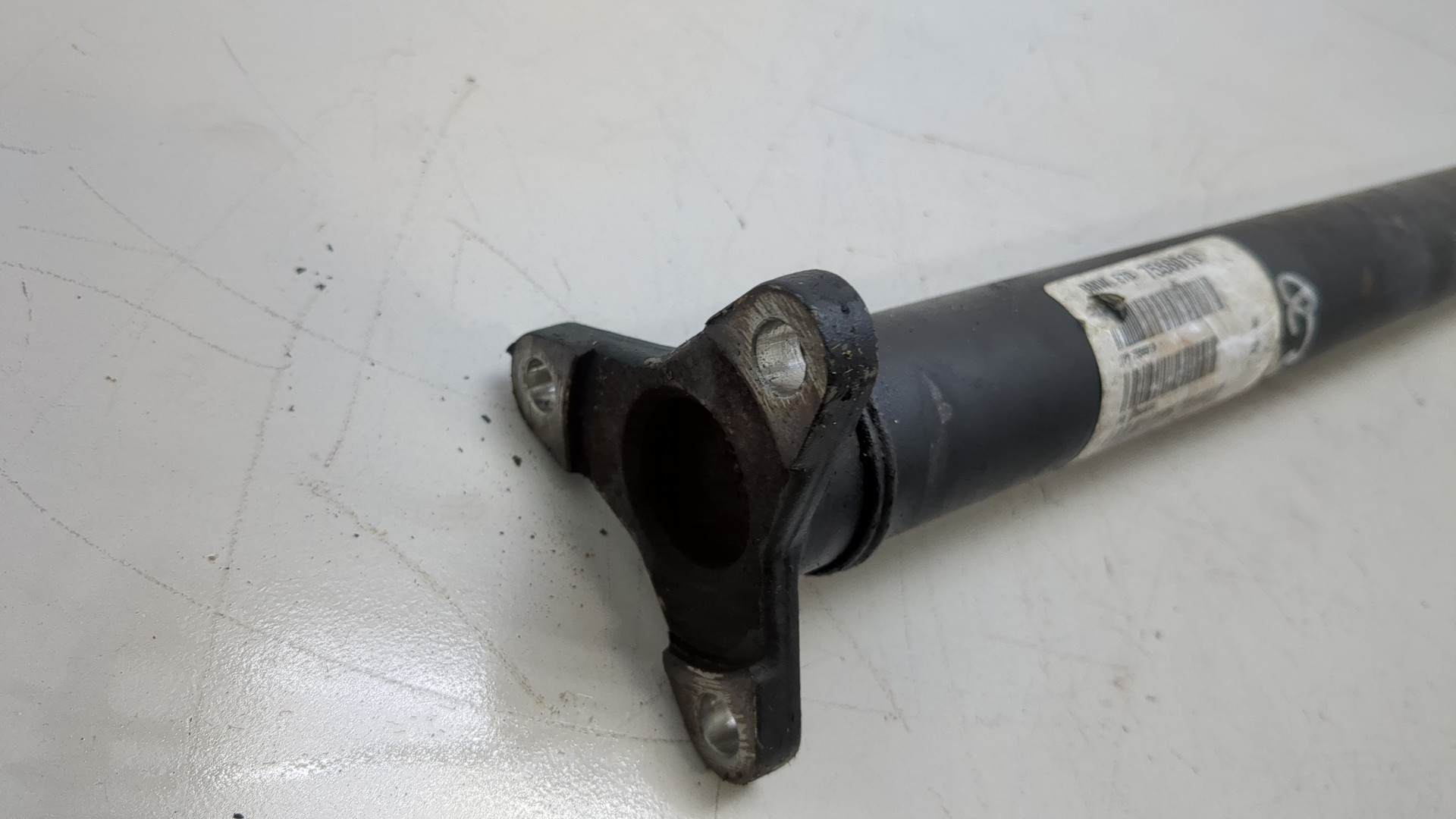 Вал карданный передний