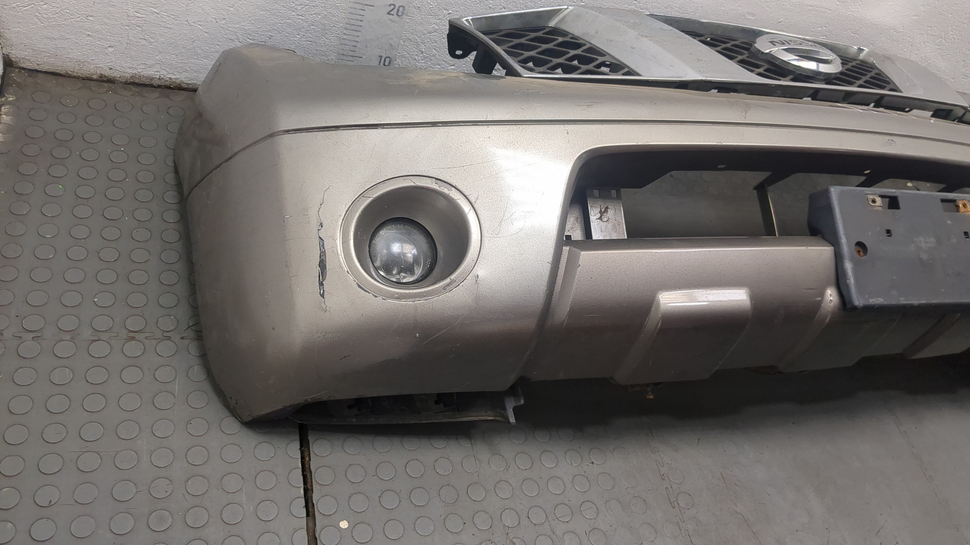 Бампер передний