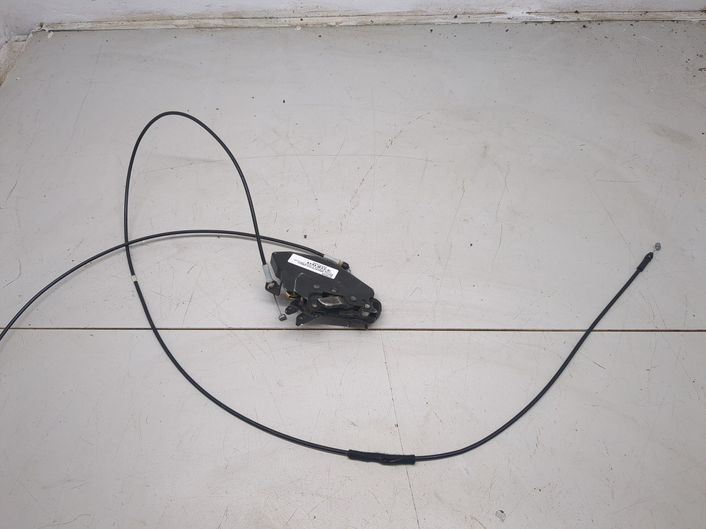 Механизм замка двери