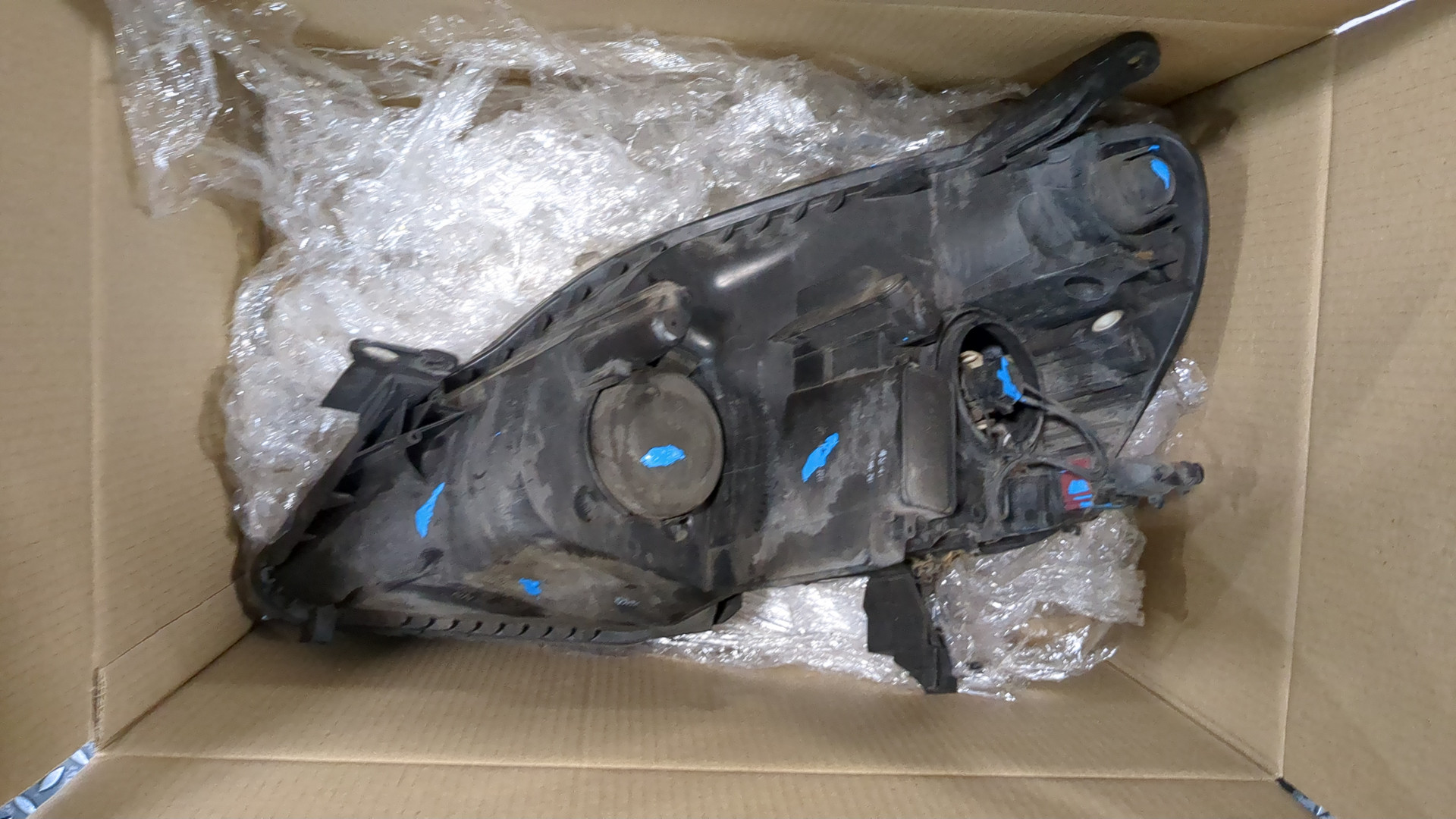 Фара правая