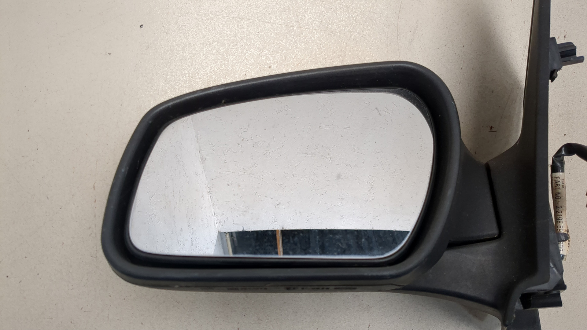 Зеркало левое электрическое