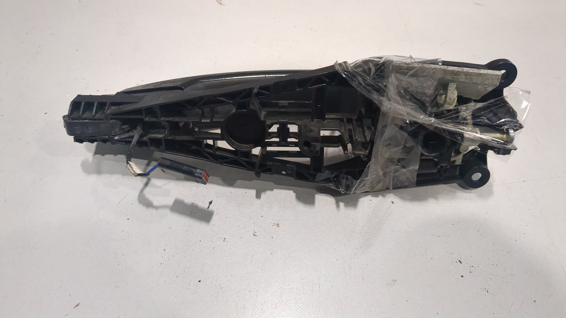 Ручка двери наружная