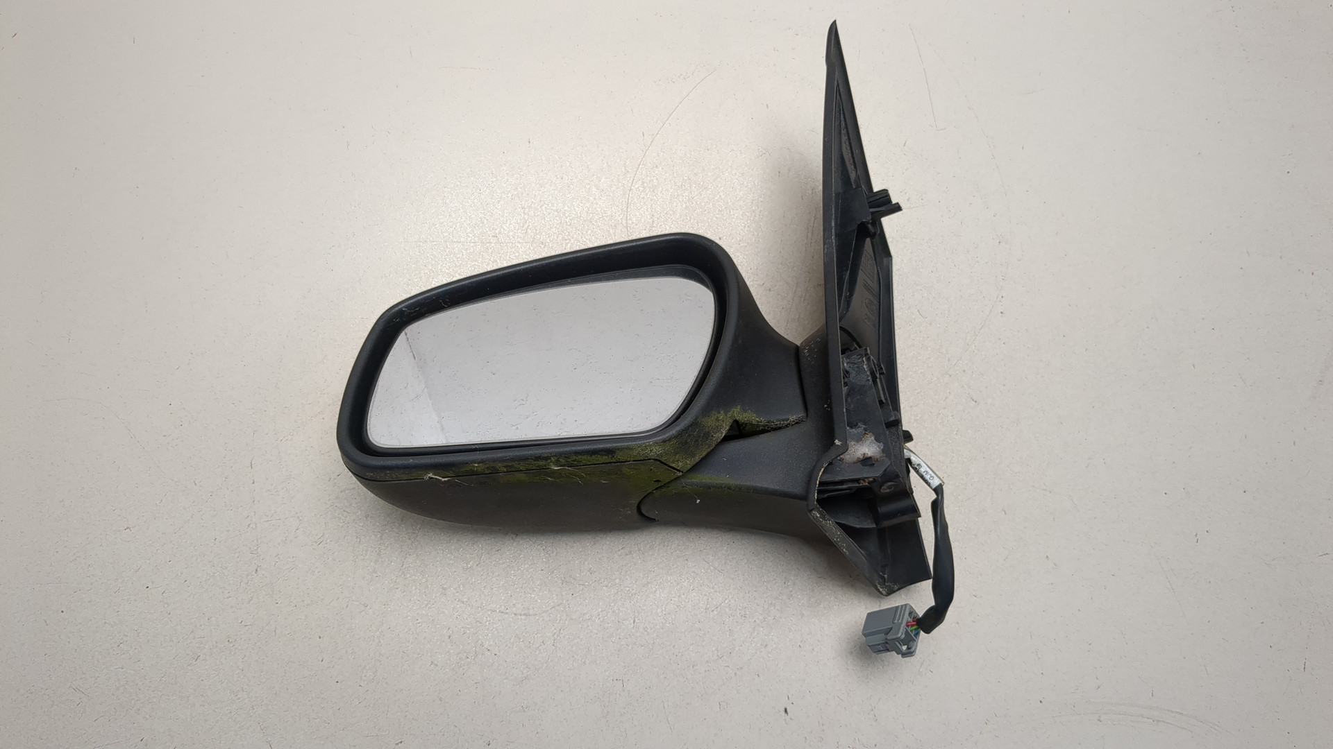 Зеркало левое электрическое