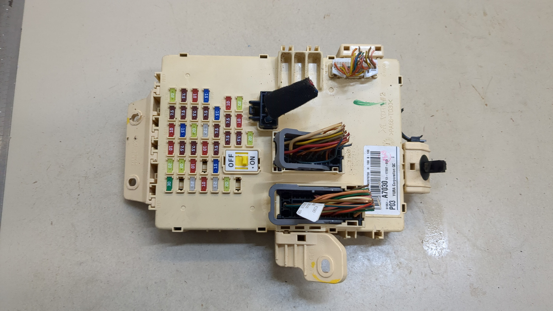 Блок предохранителей