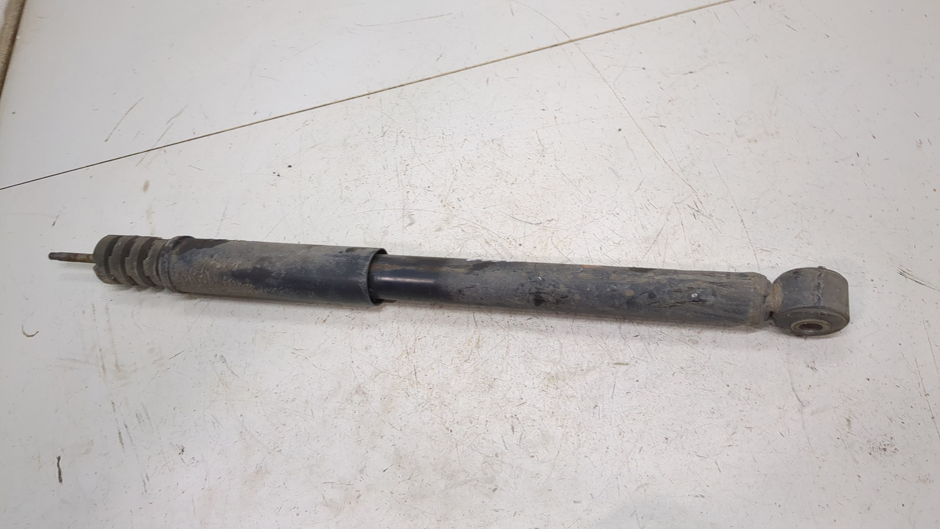 Амортизатор задний (стойка)