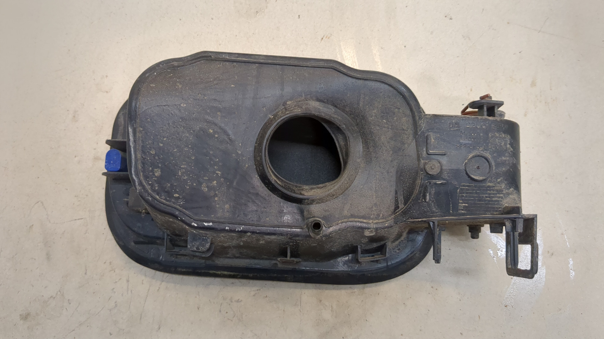 Лючок бензобака