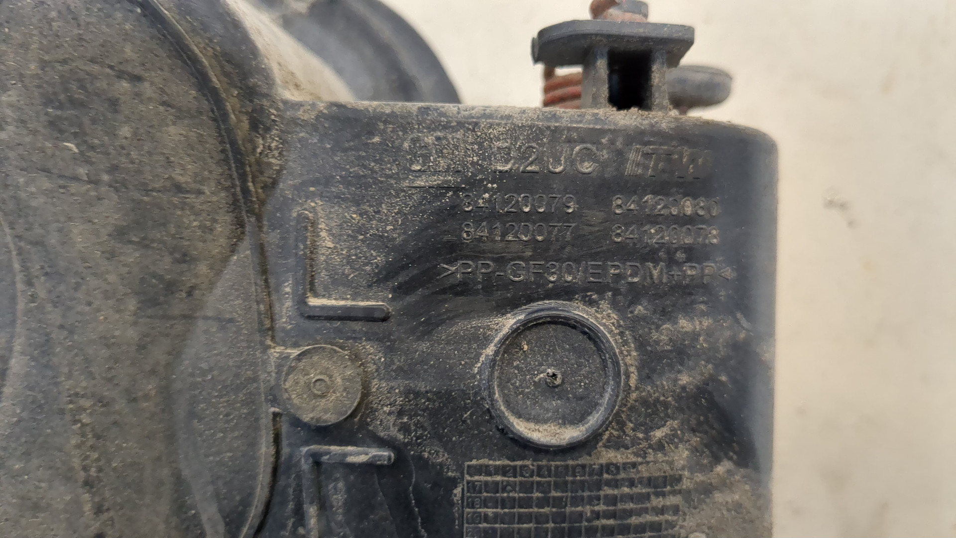 Лючок бензобака