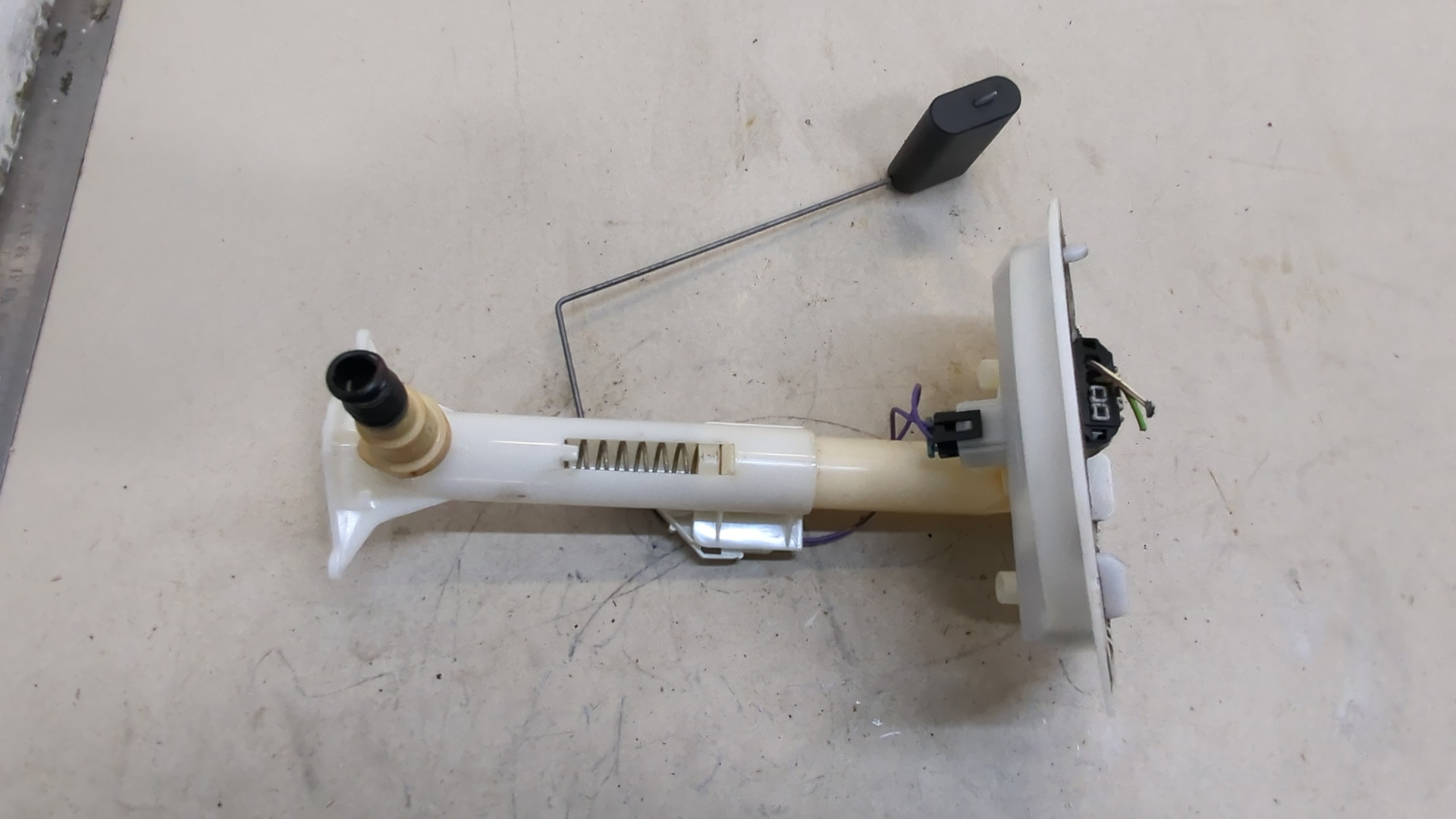 Датчик уровня топлива