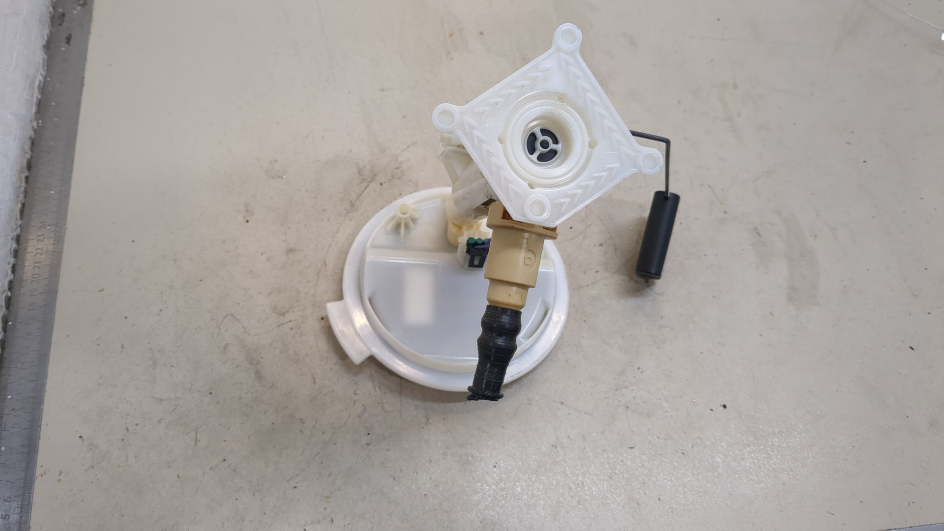 Датчик уровня топлива