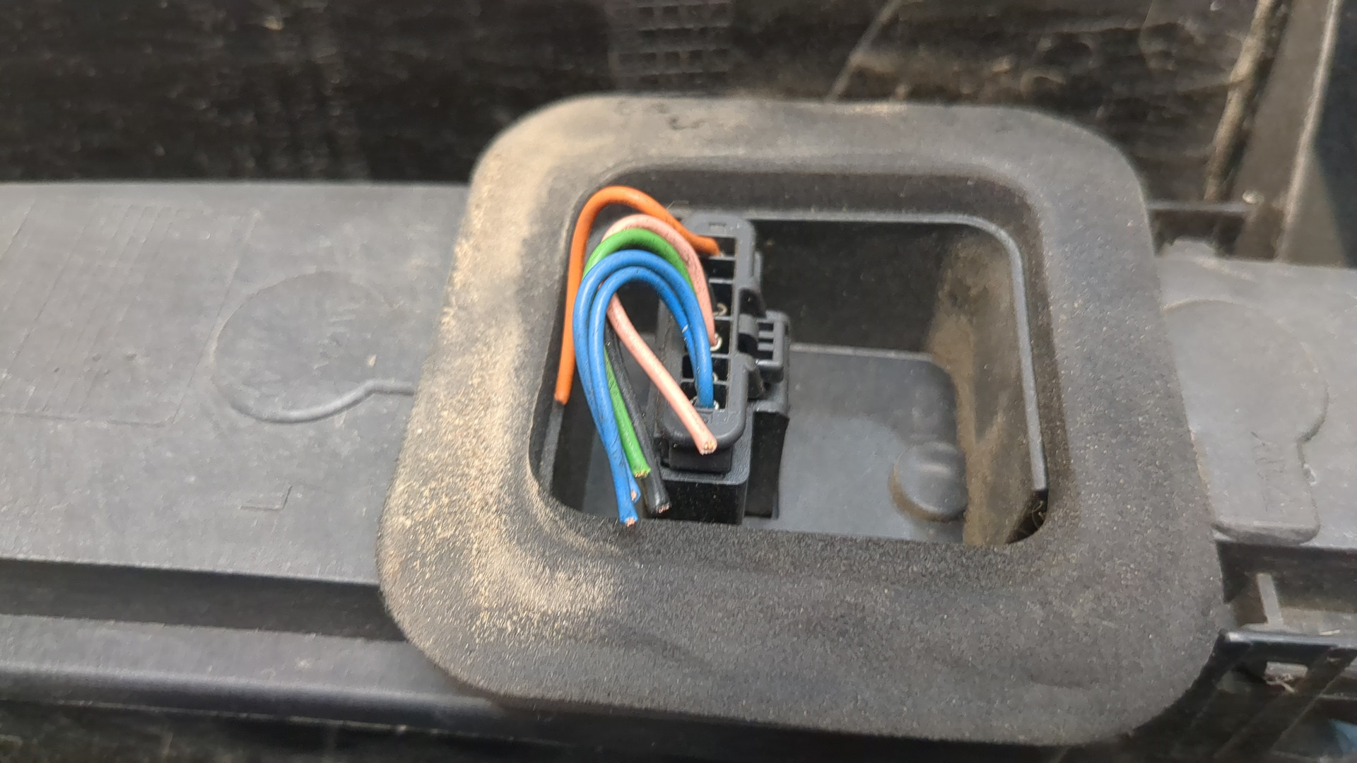 Фонарь задний левый