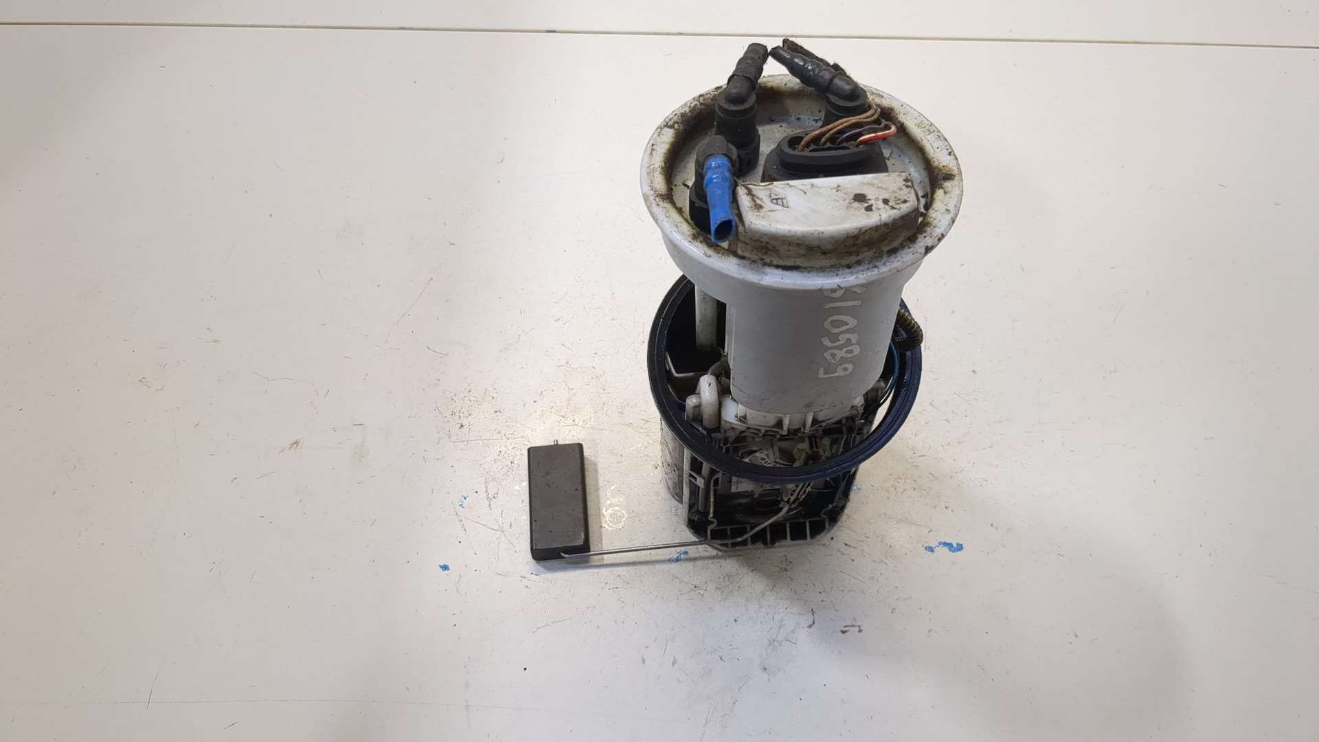 Насос топливный электрический