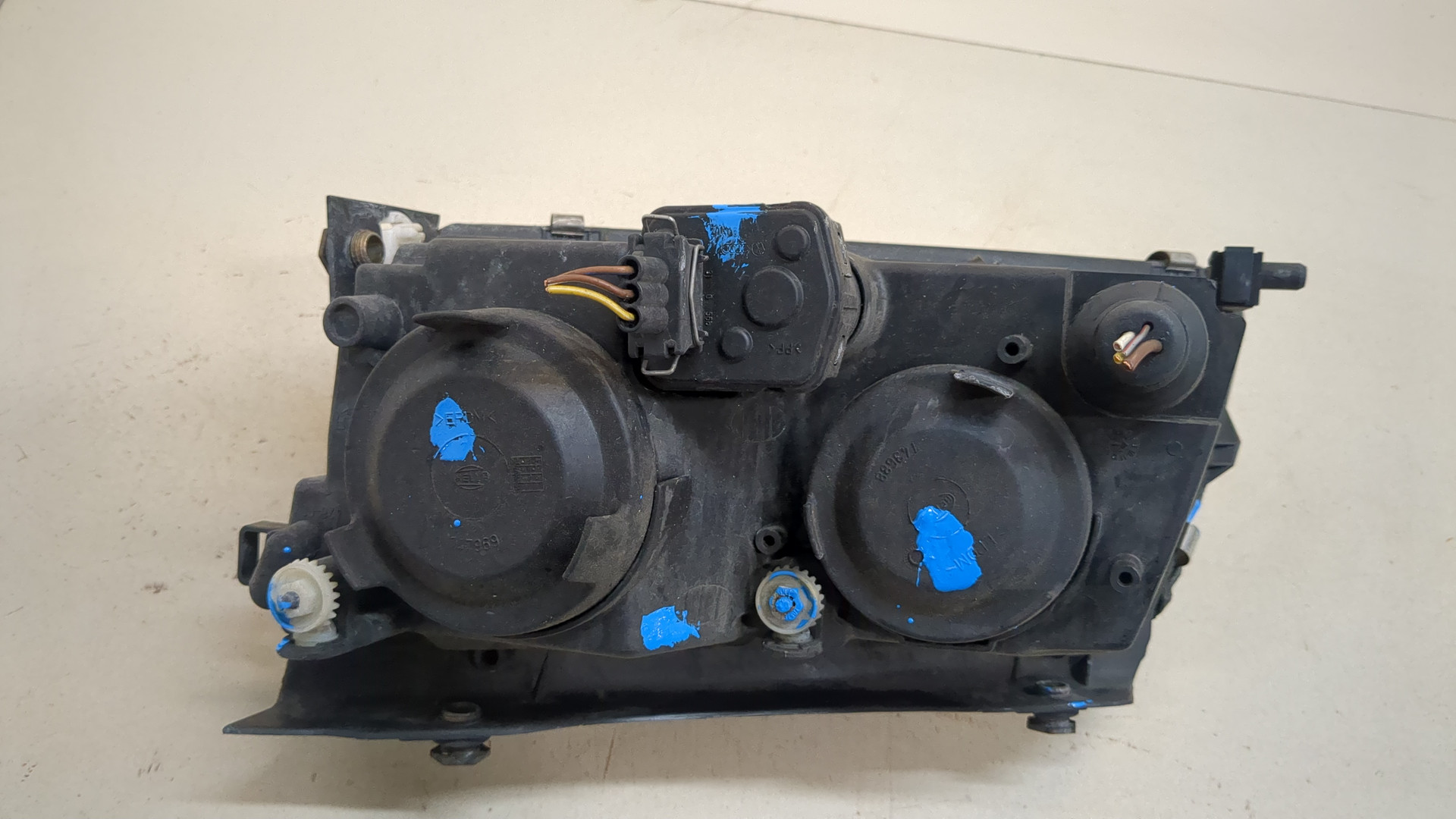 Фара правая