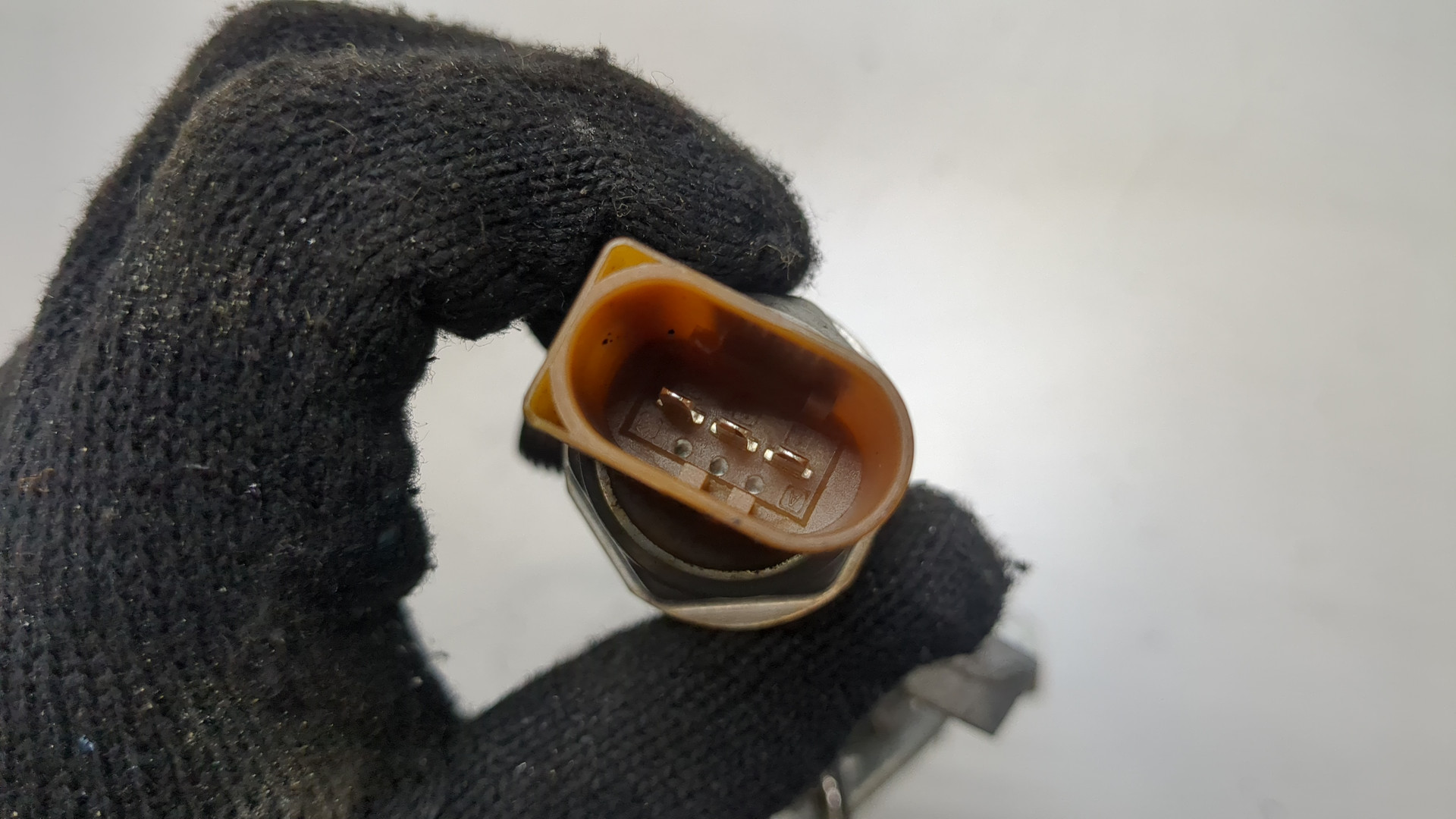 Рейка топливная (рампа)