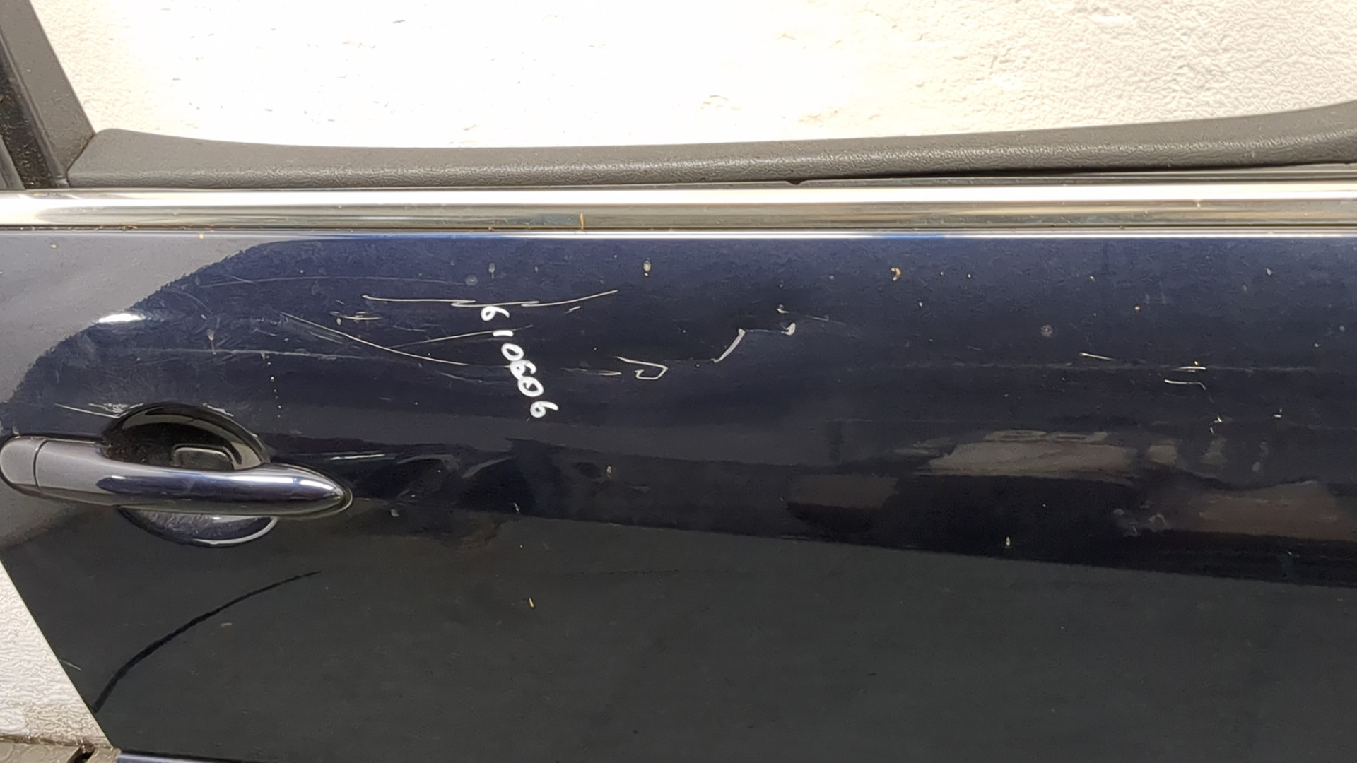 Дверь передняя правая