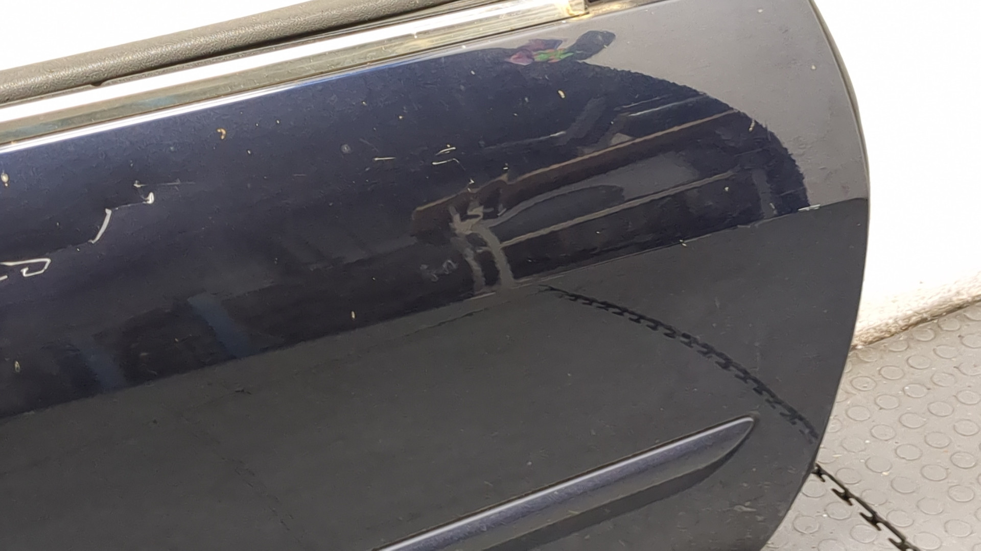 Дверь передняя правая