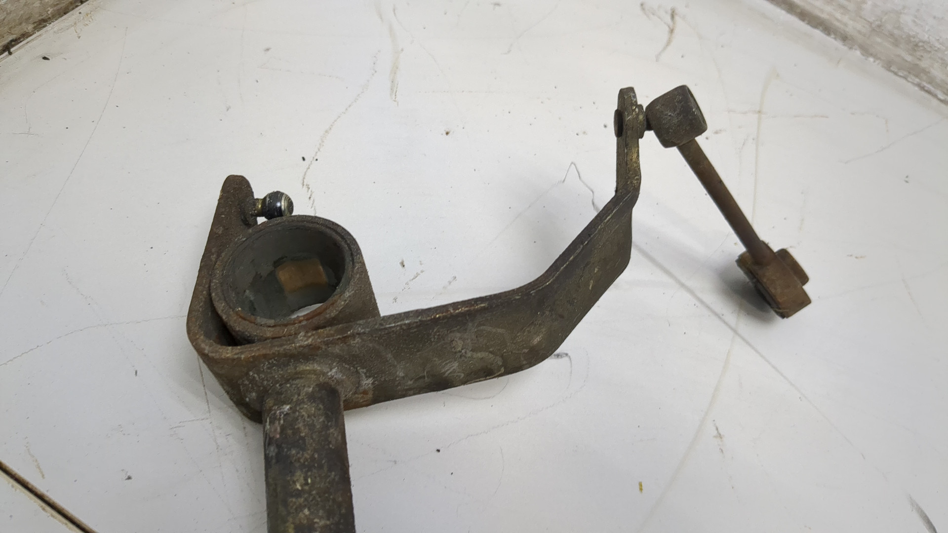 Кулиса МКПП / АКПП