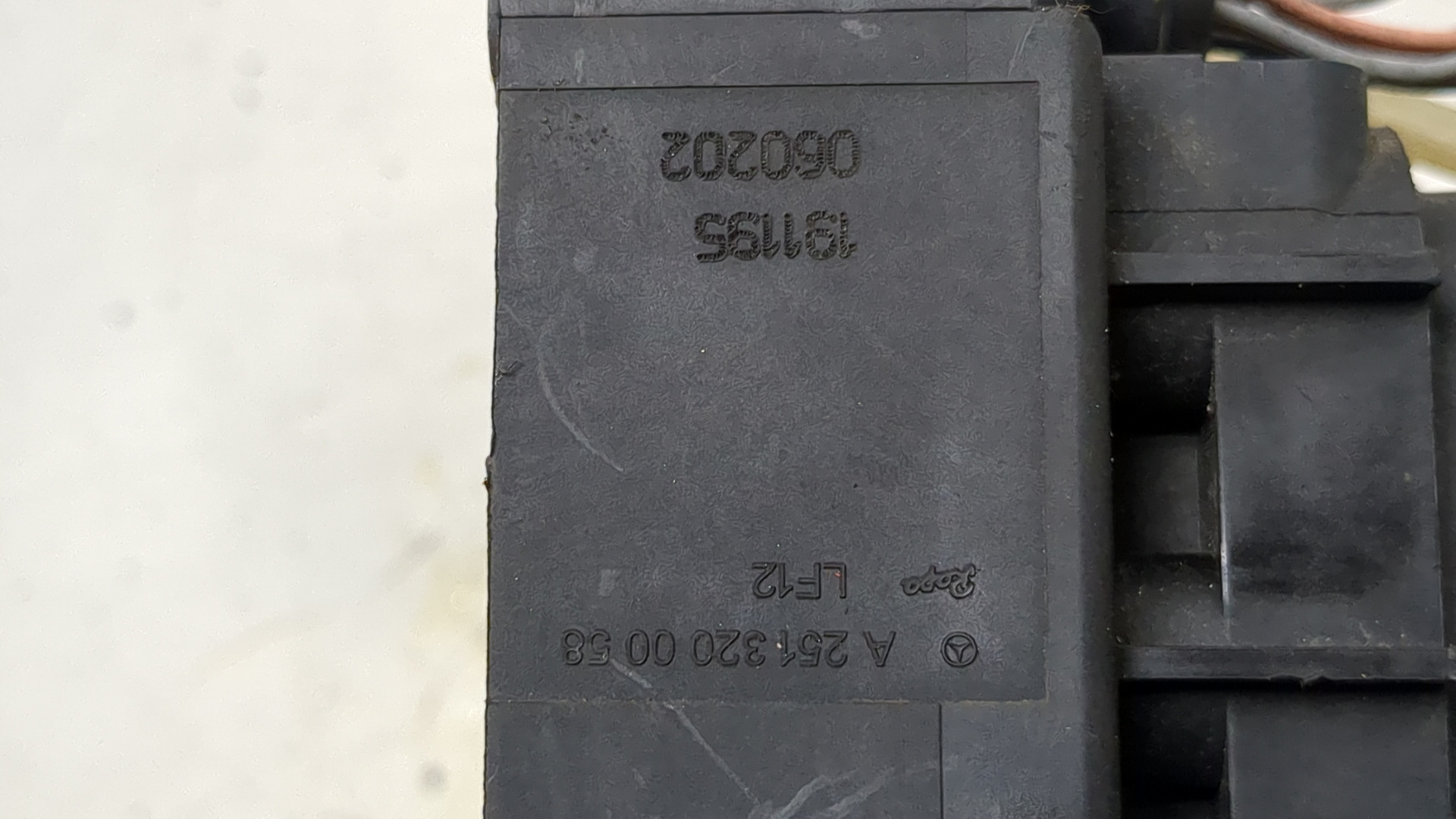 Блок клапанов