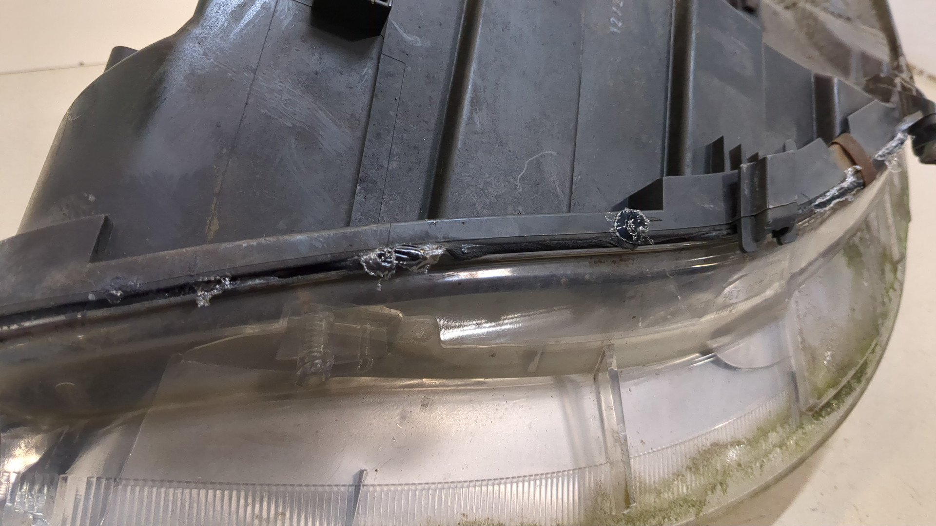 Фара правая