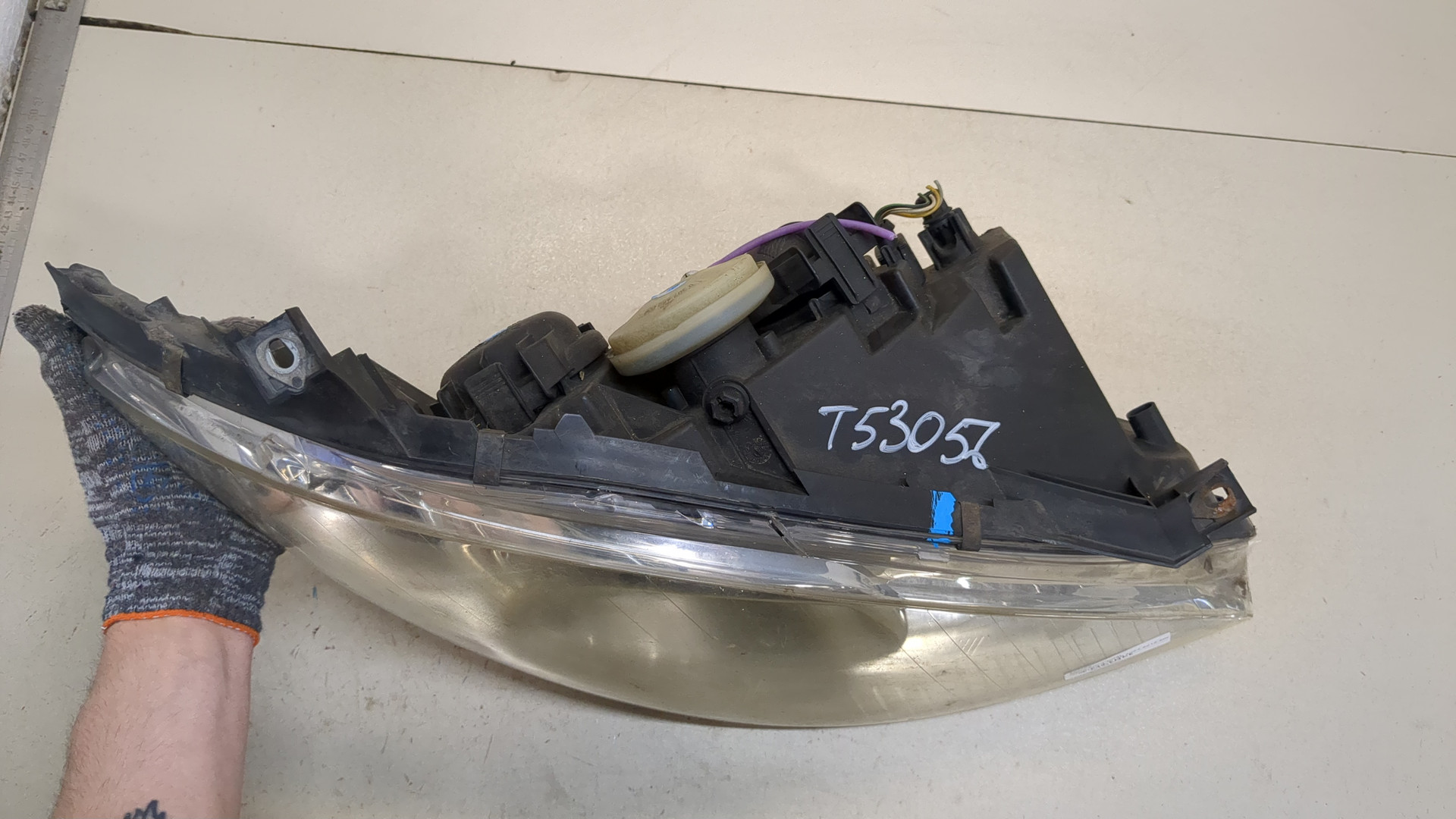 Фара правая