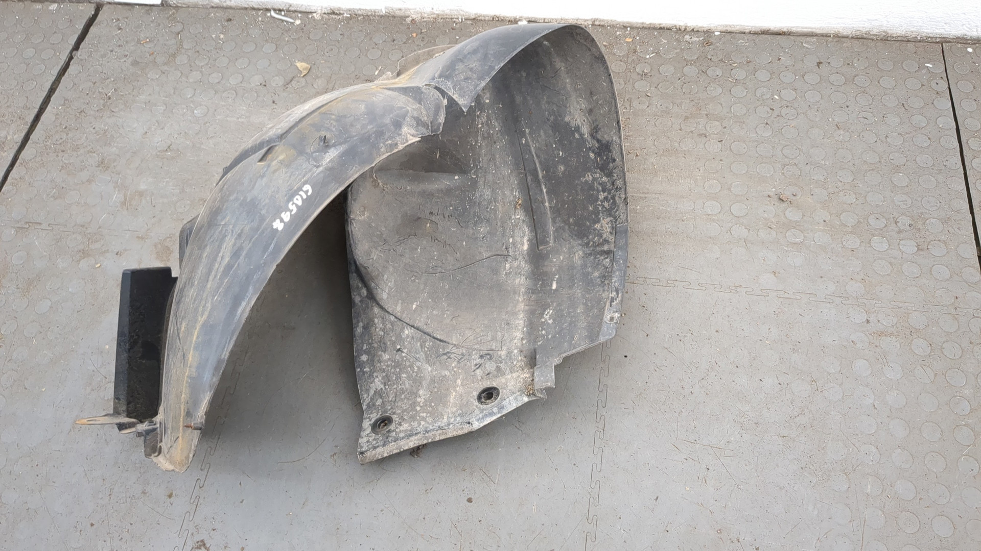 Локер передний левый