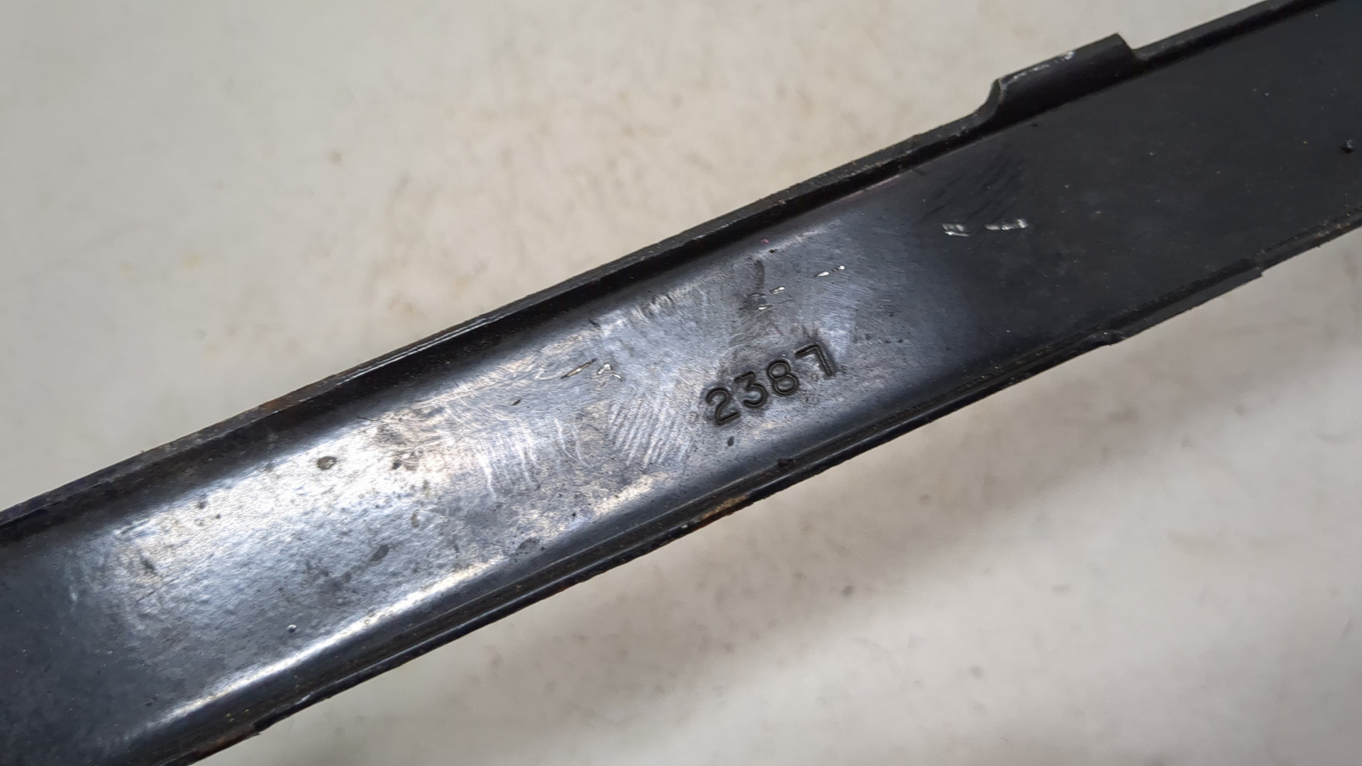 Лента крепления бензобака