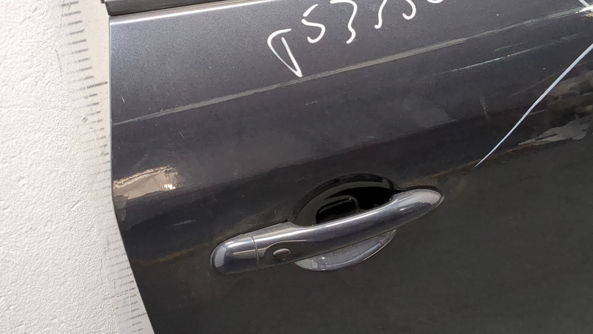 Дверь передняя правая