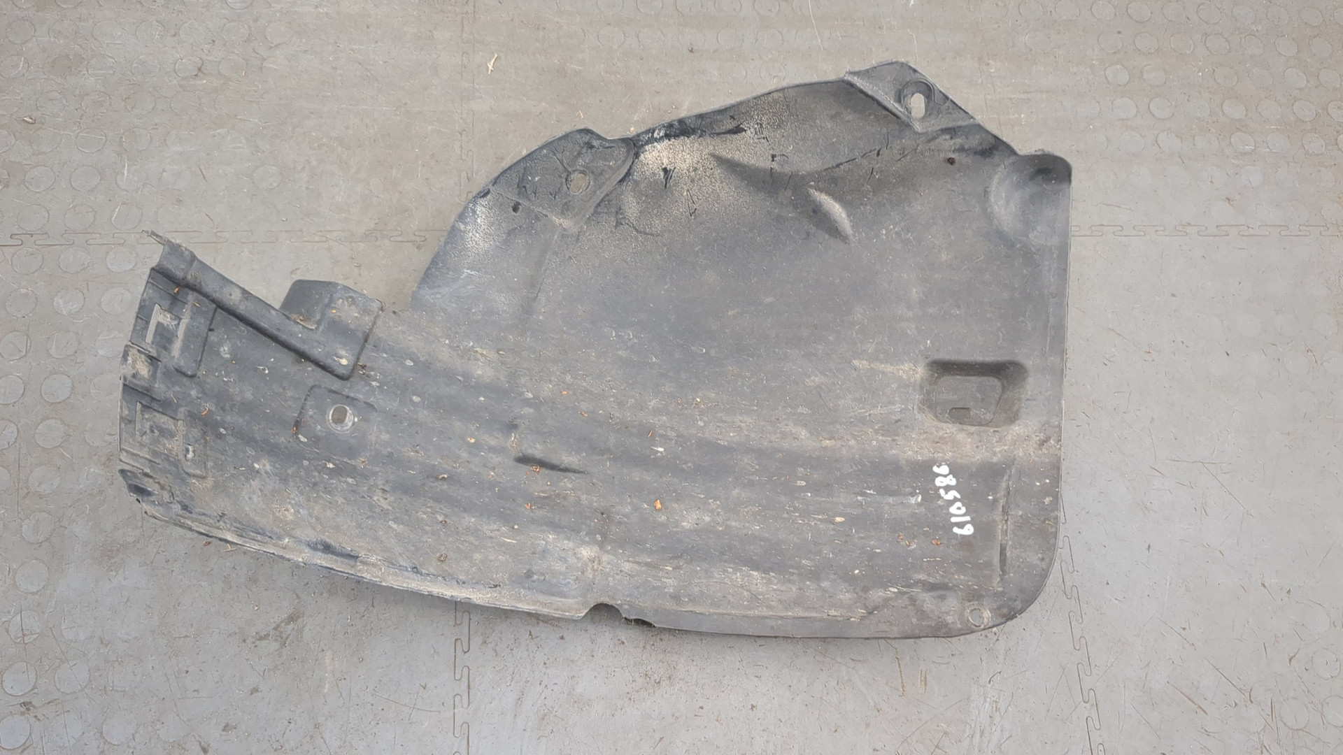 Локер передний правый