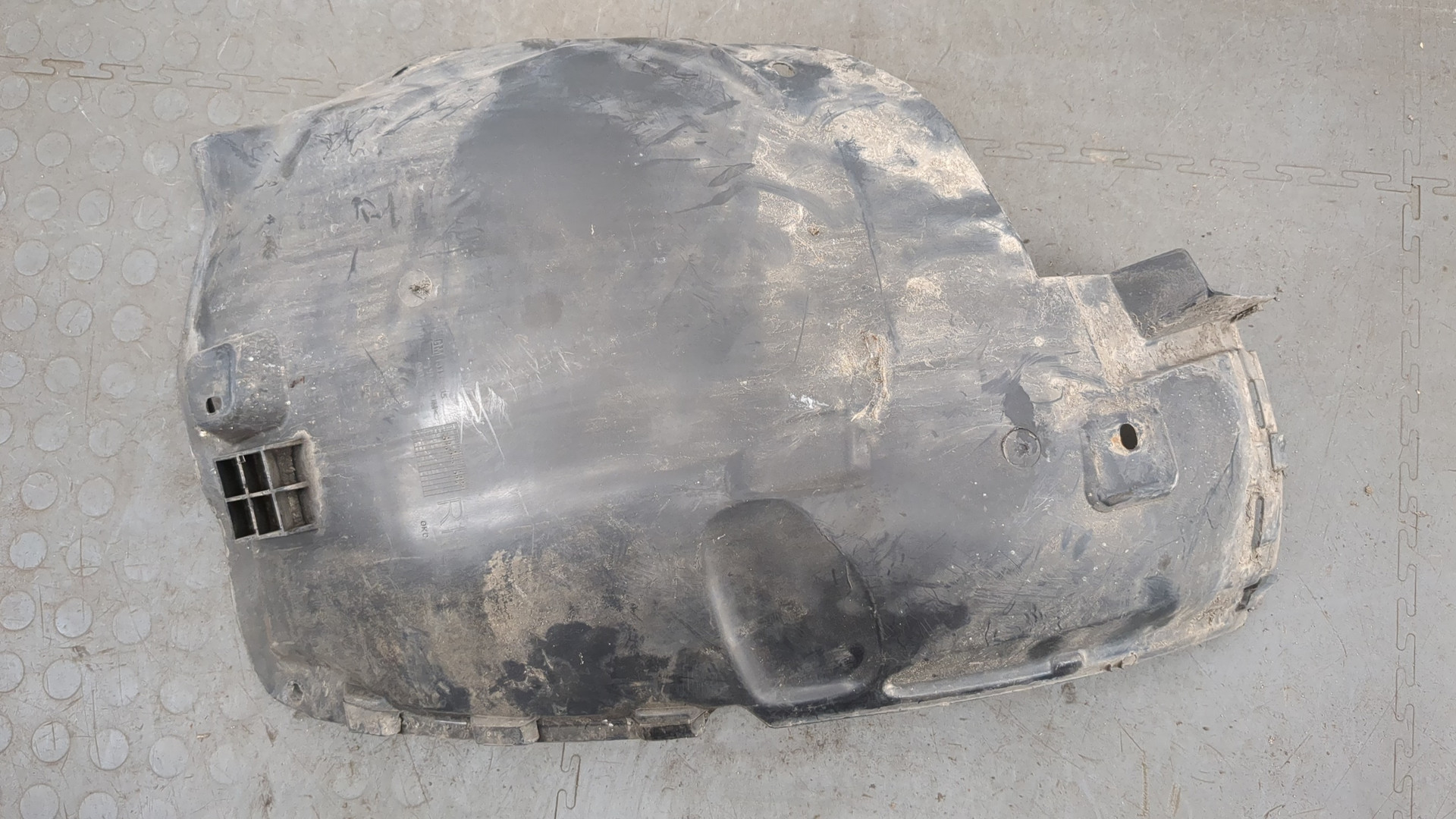 Локер передний правый