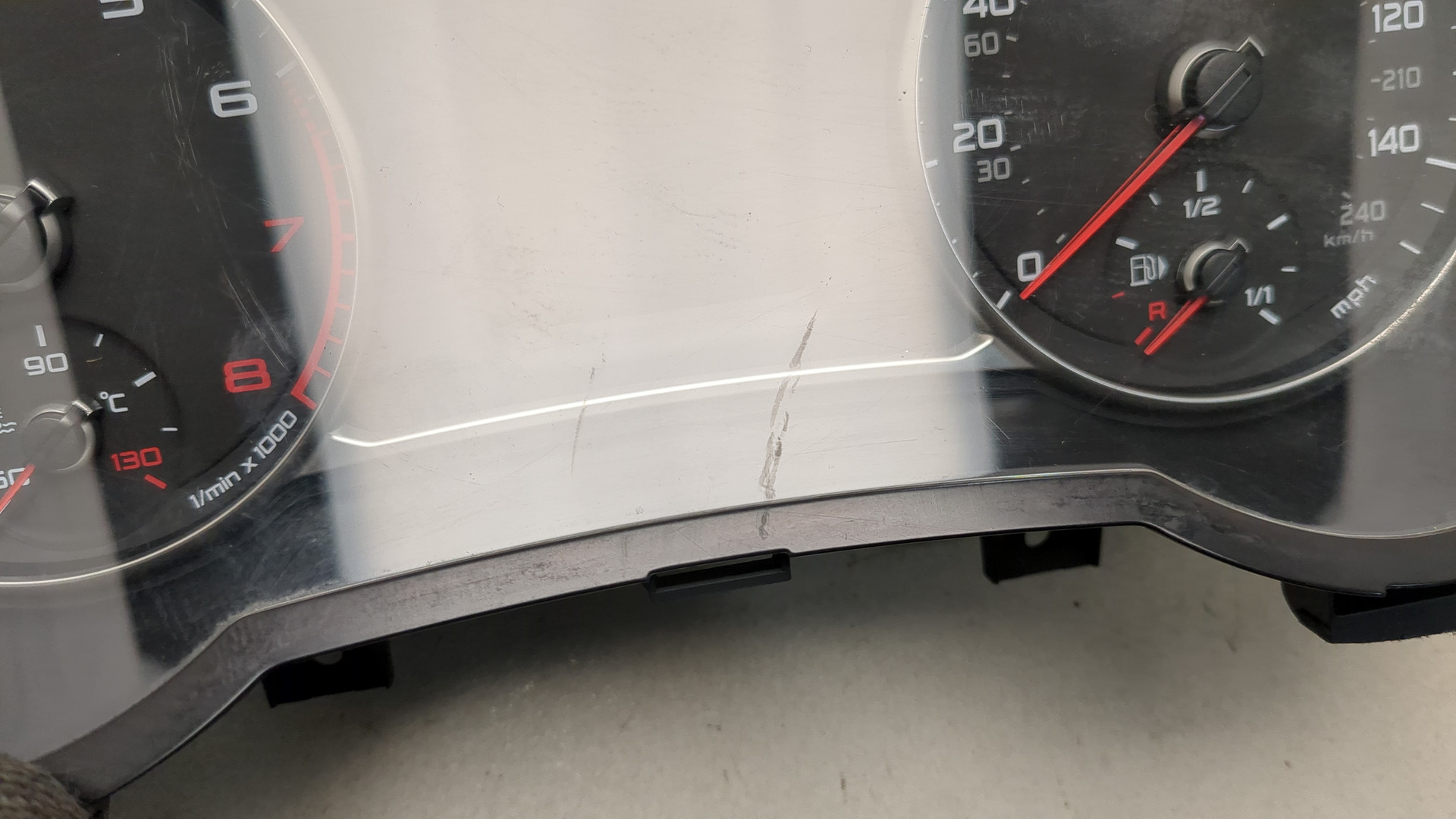 Панель приборов