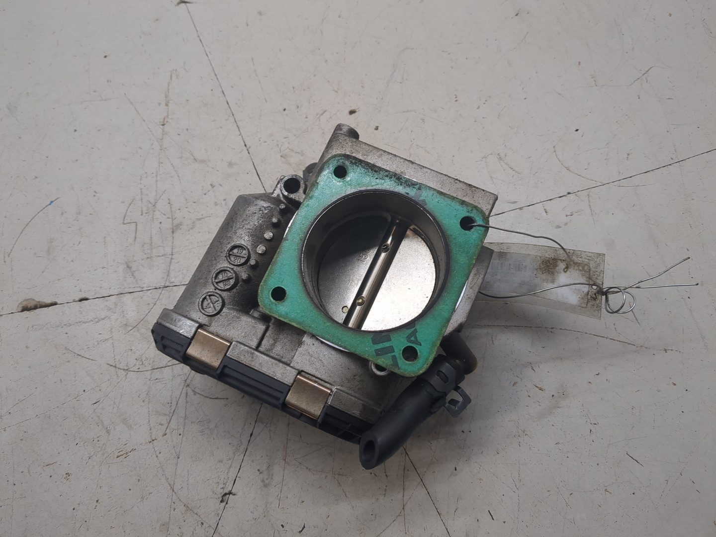 Заслонка дроссельная электрическая