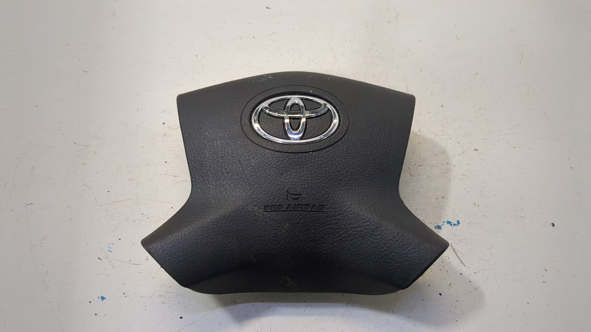 Подушка безопасности в рулевое колесо