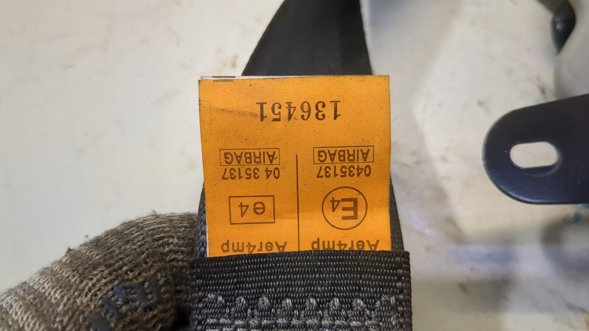 Ремень безопасности