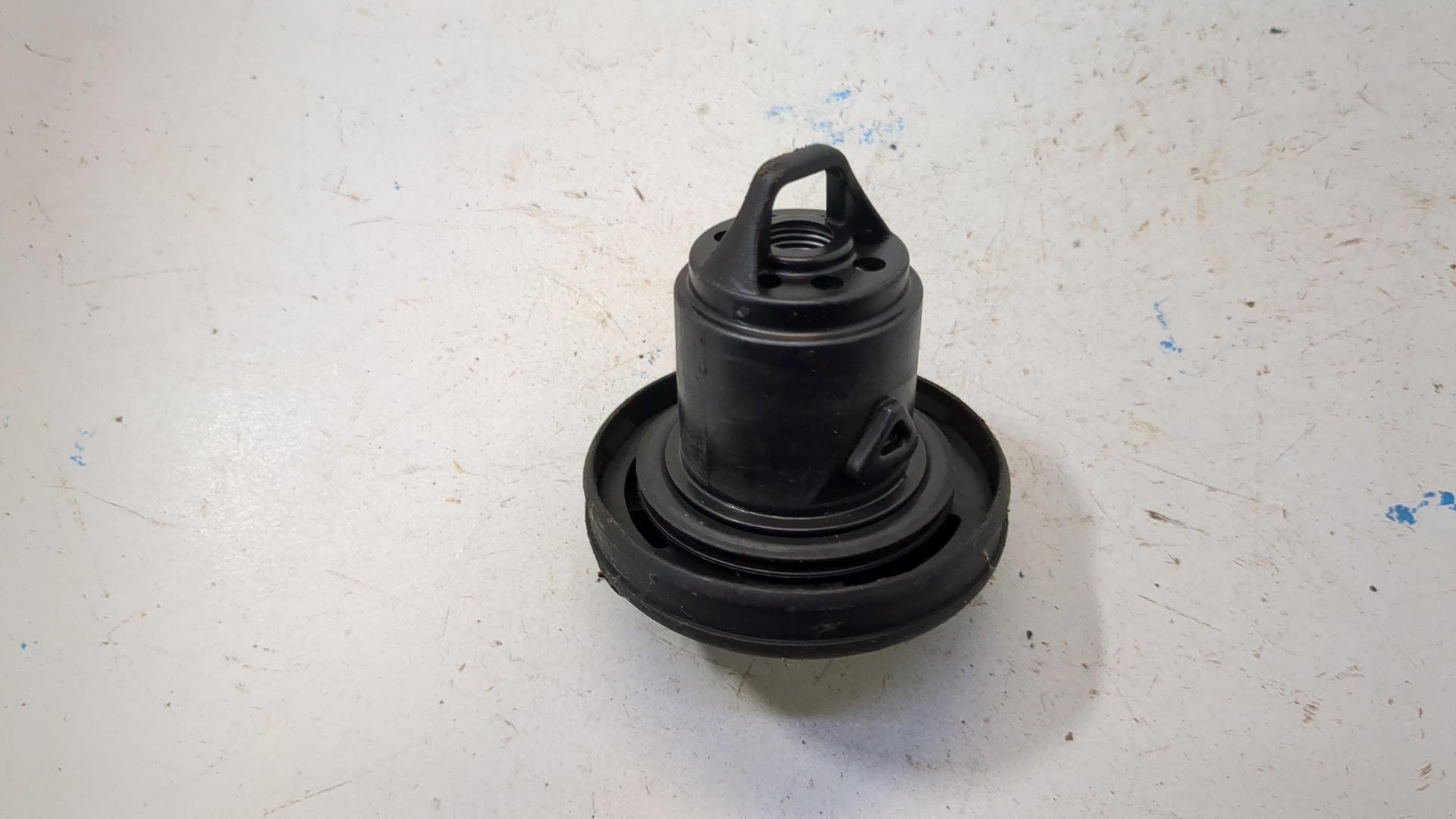 Крышка бензобака