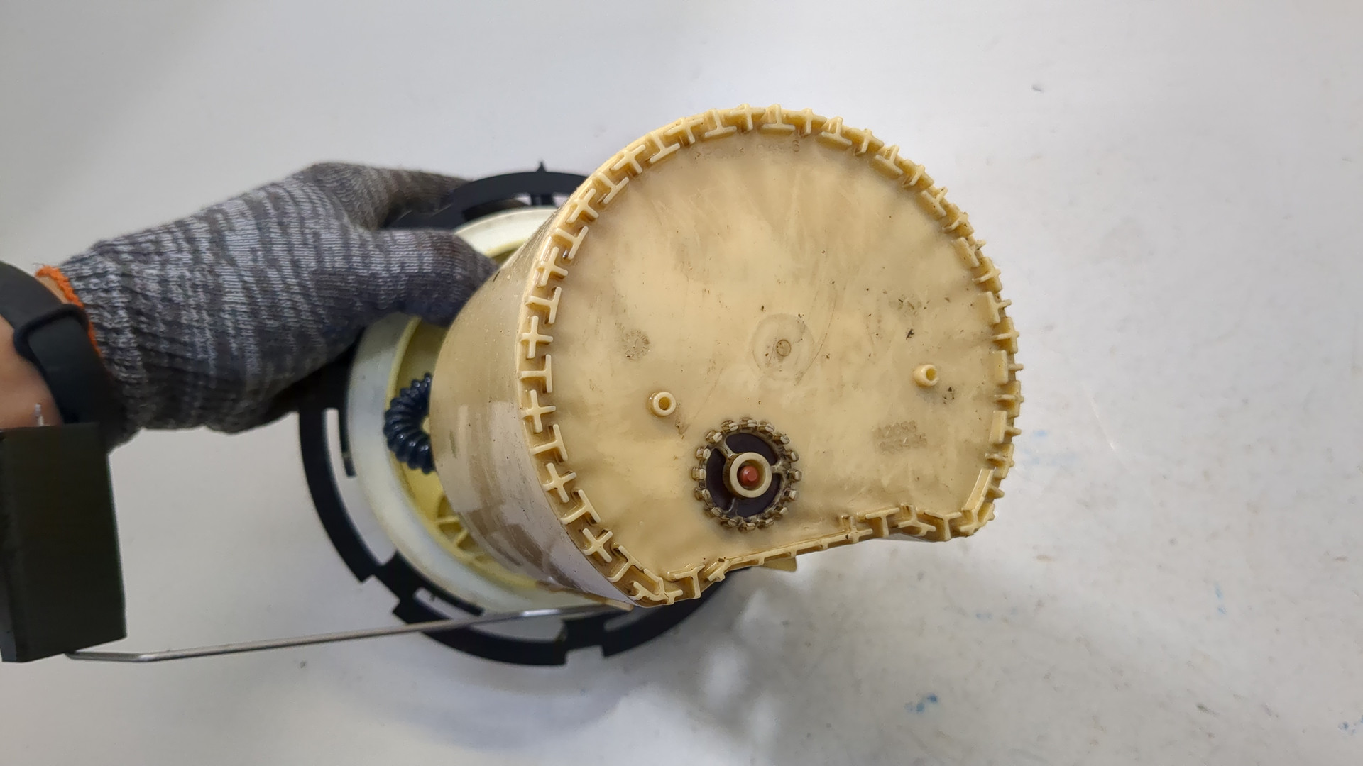 Насос топливный электрический