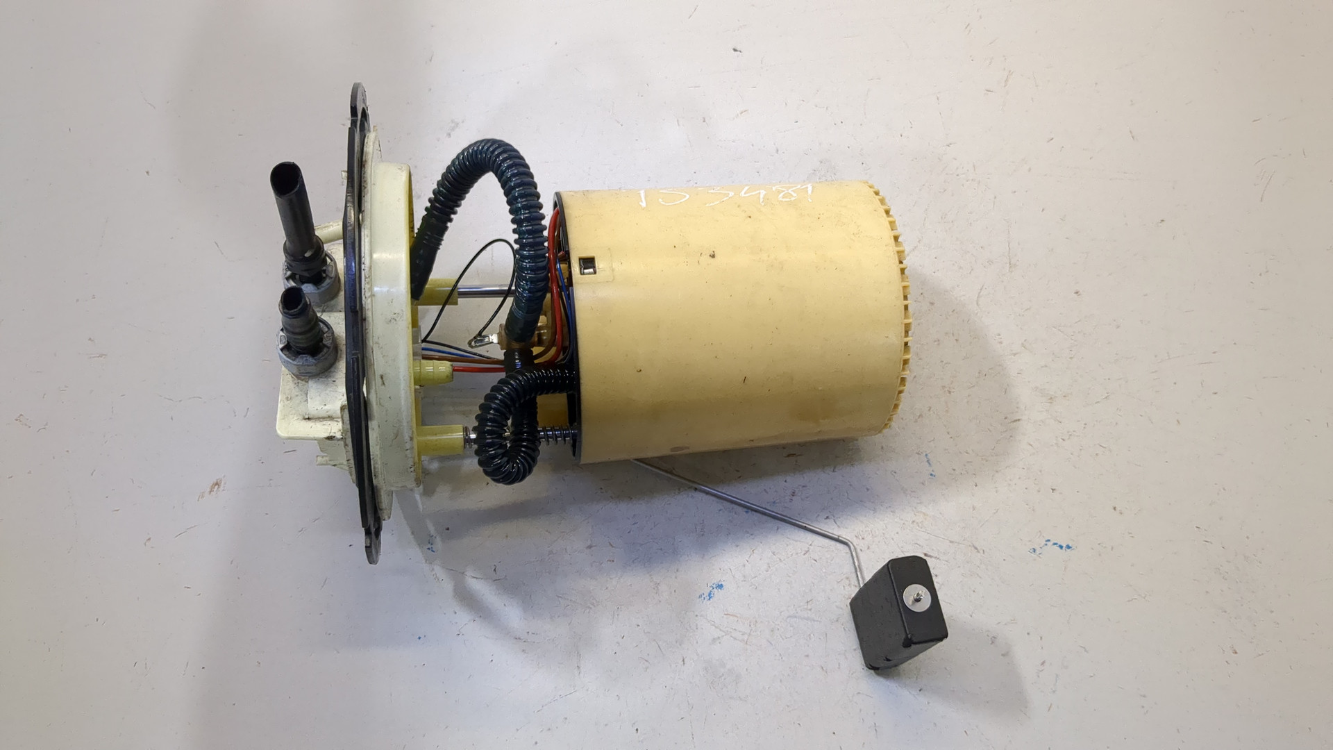 Насос топливный электрический