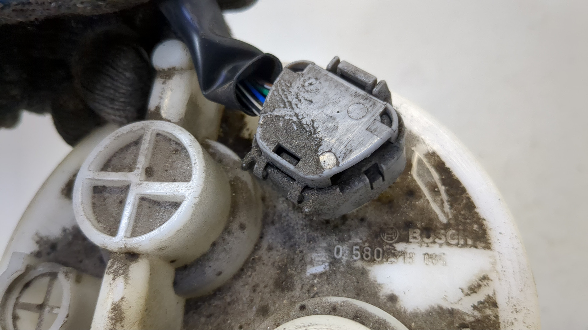 Насос топливный электрический