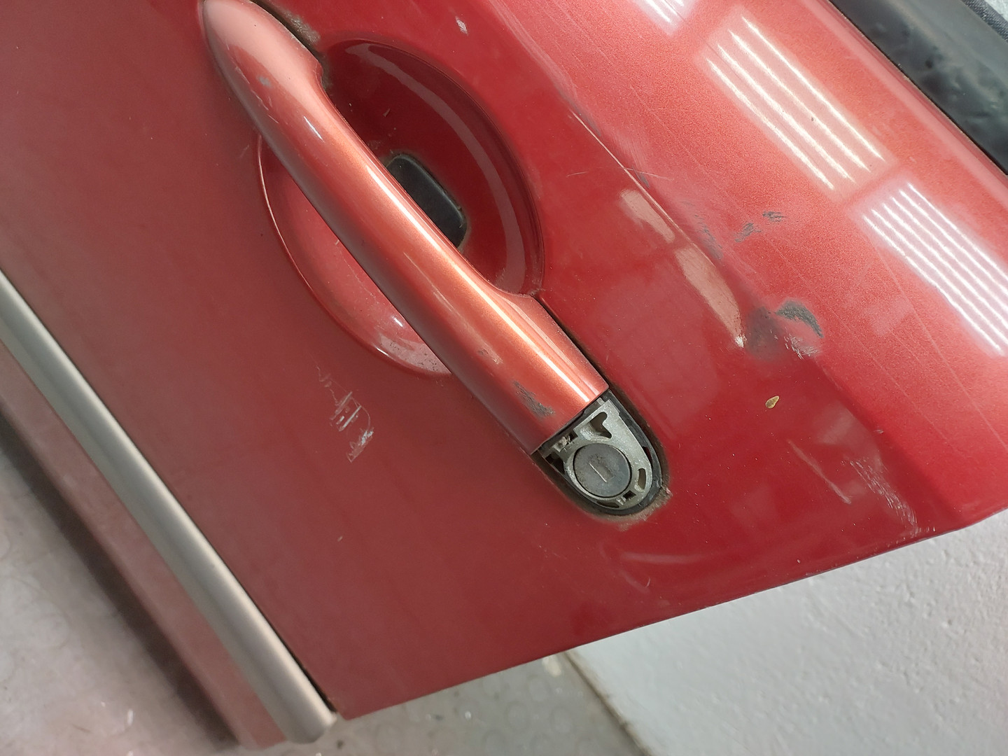 Дверь передняя левая