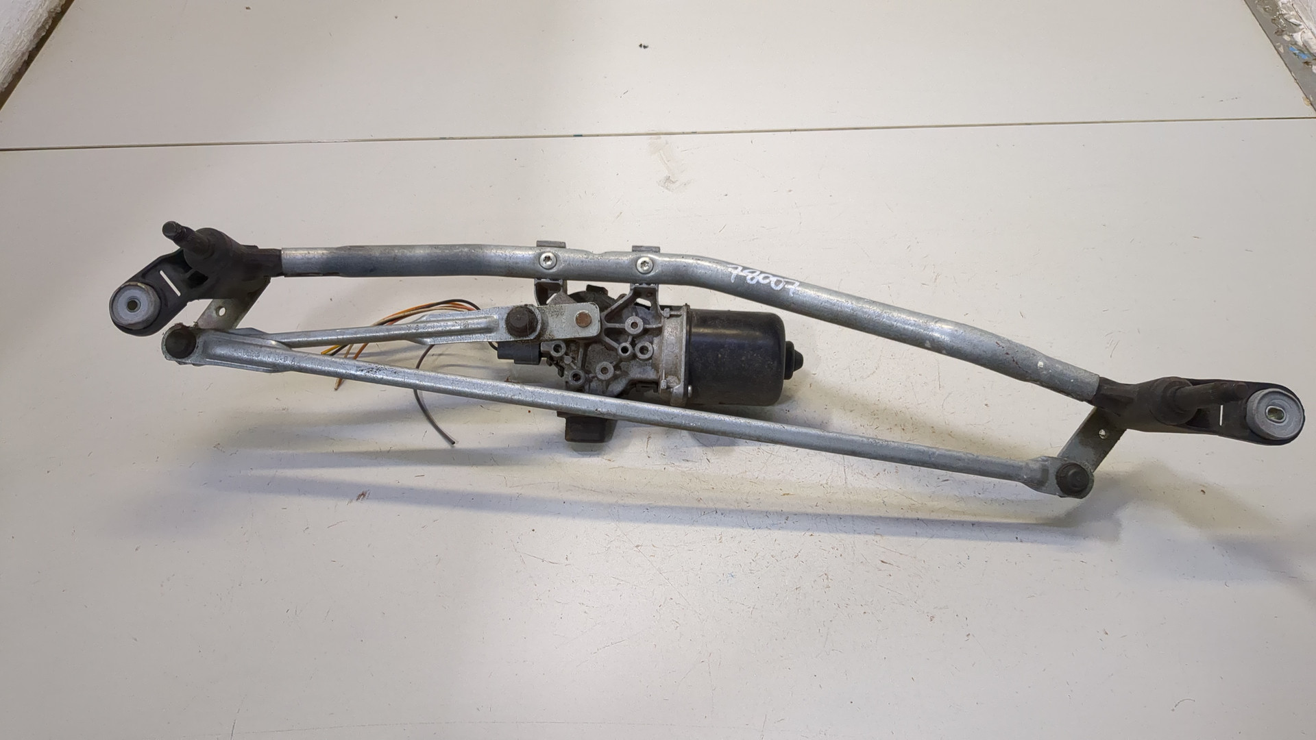 Трапеция стеклоочистителей