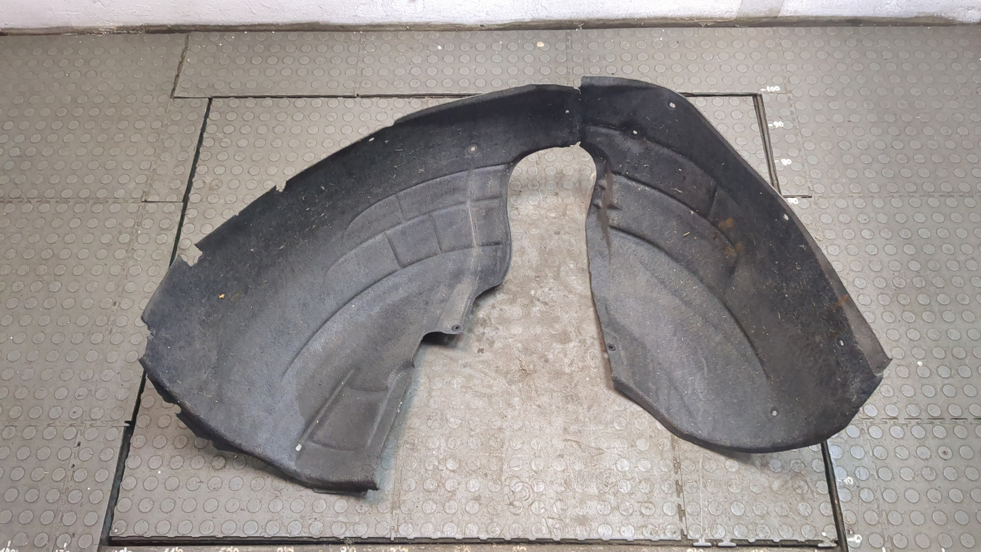 Локер передний левый