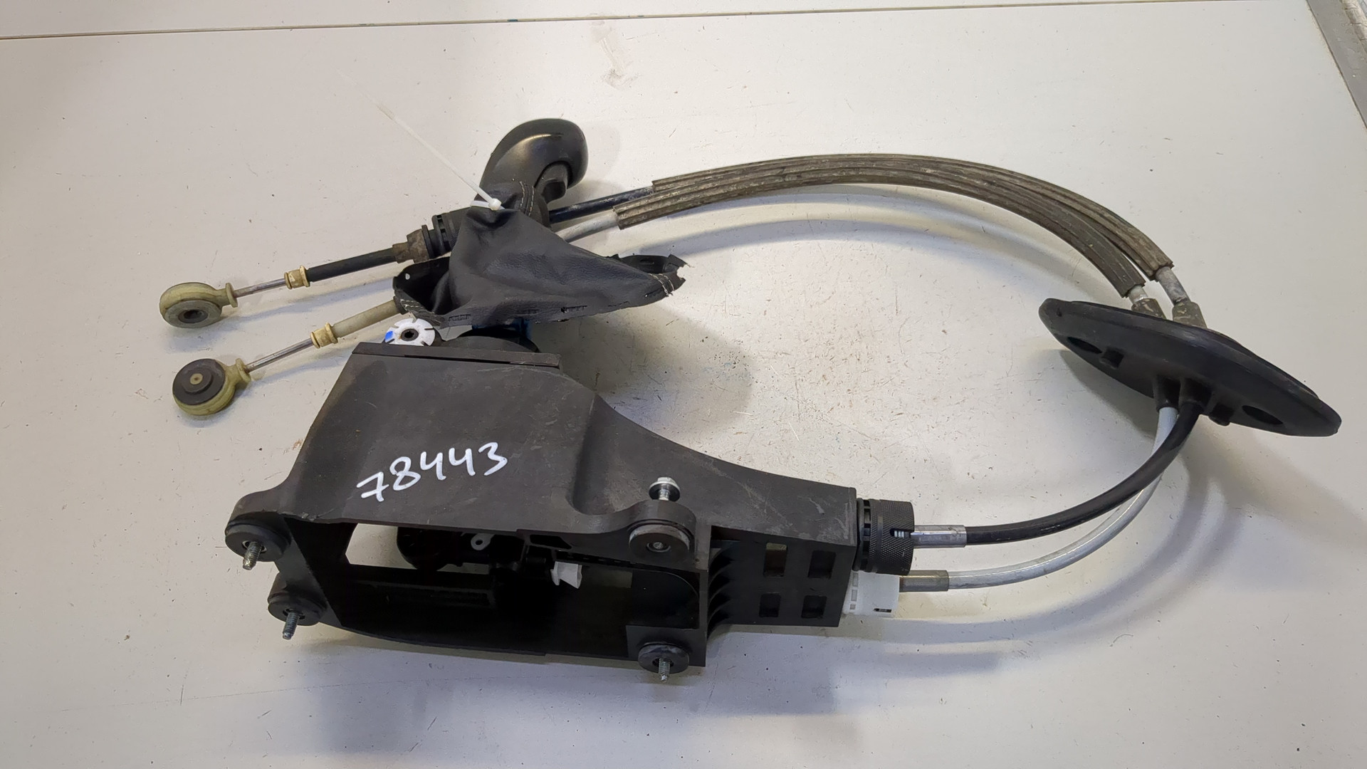 Кулиса МКПП / АКПП