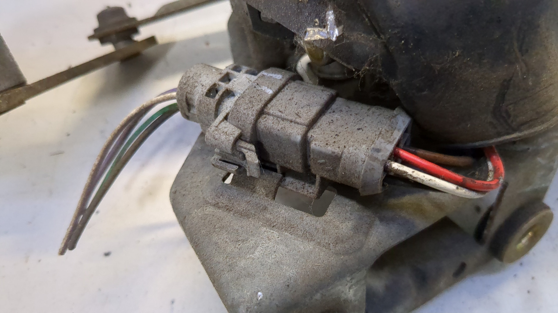 Трапеция стеклоочистителей