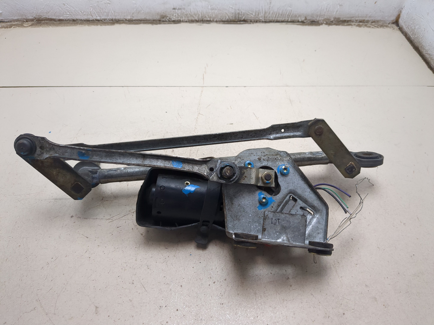 Трапеция стеклоочистителей