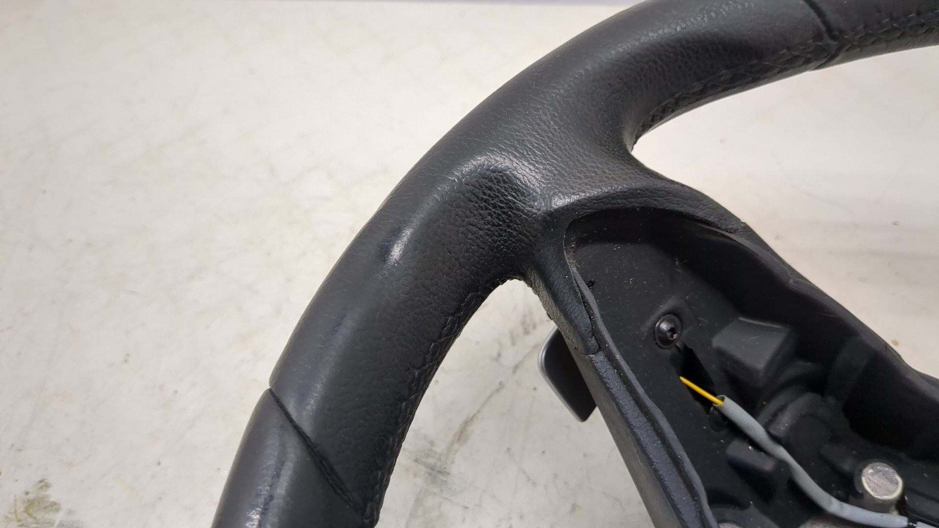 Рулевое колесо (руль)