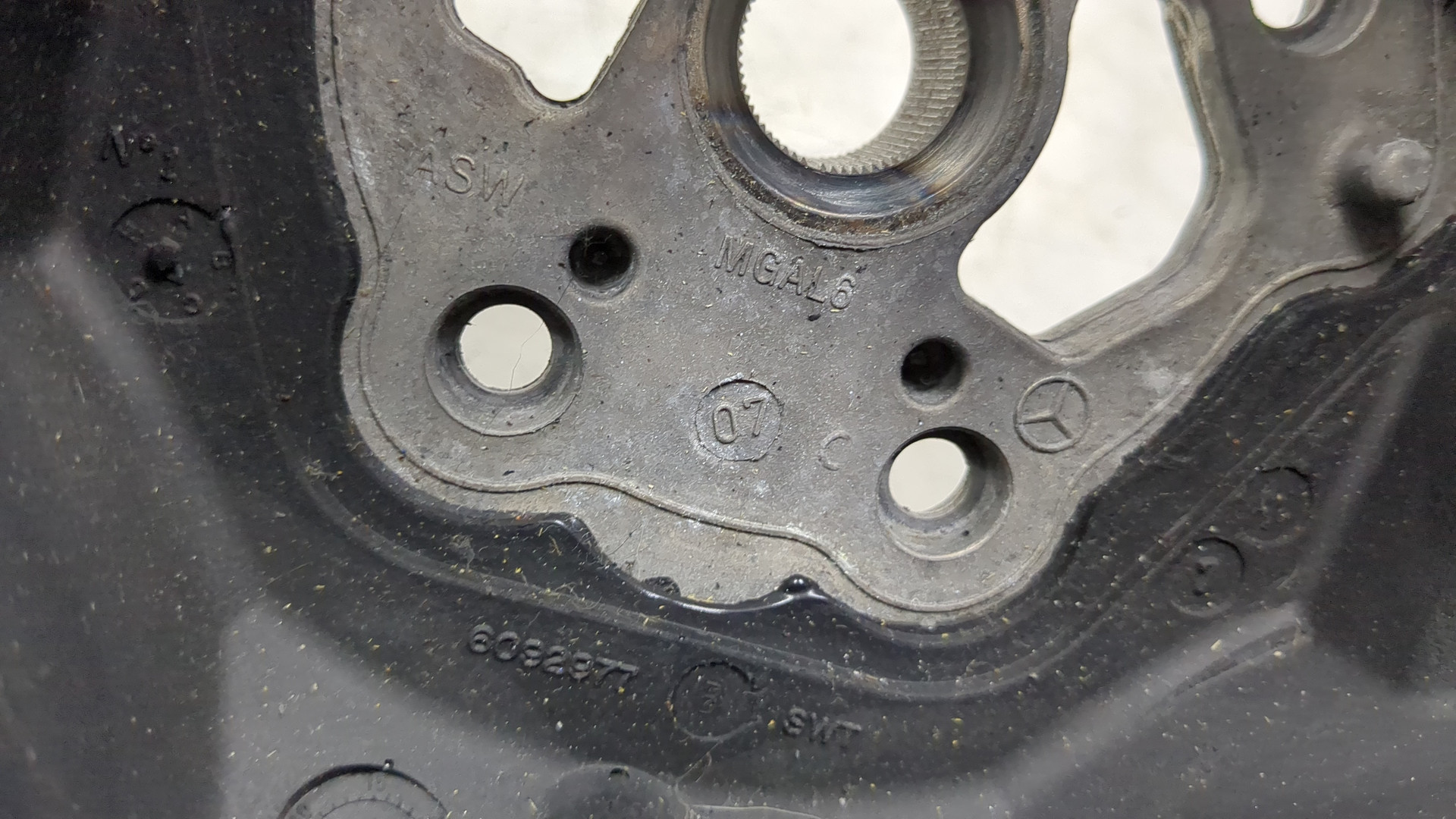 Рулевое колесо (руль)