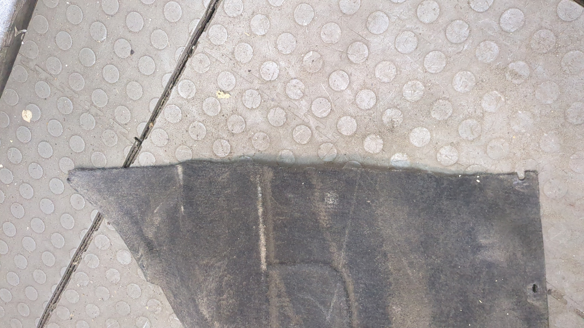 Локер передний правый