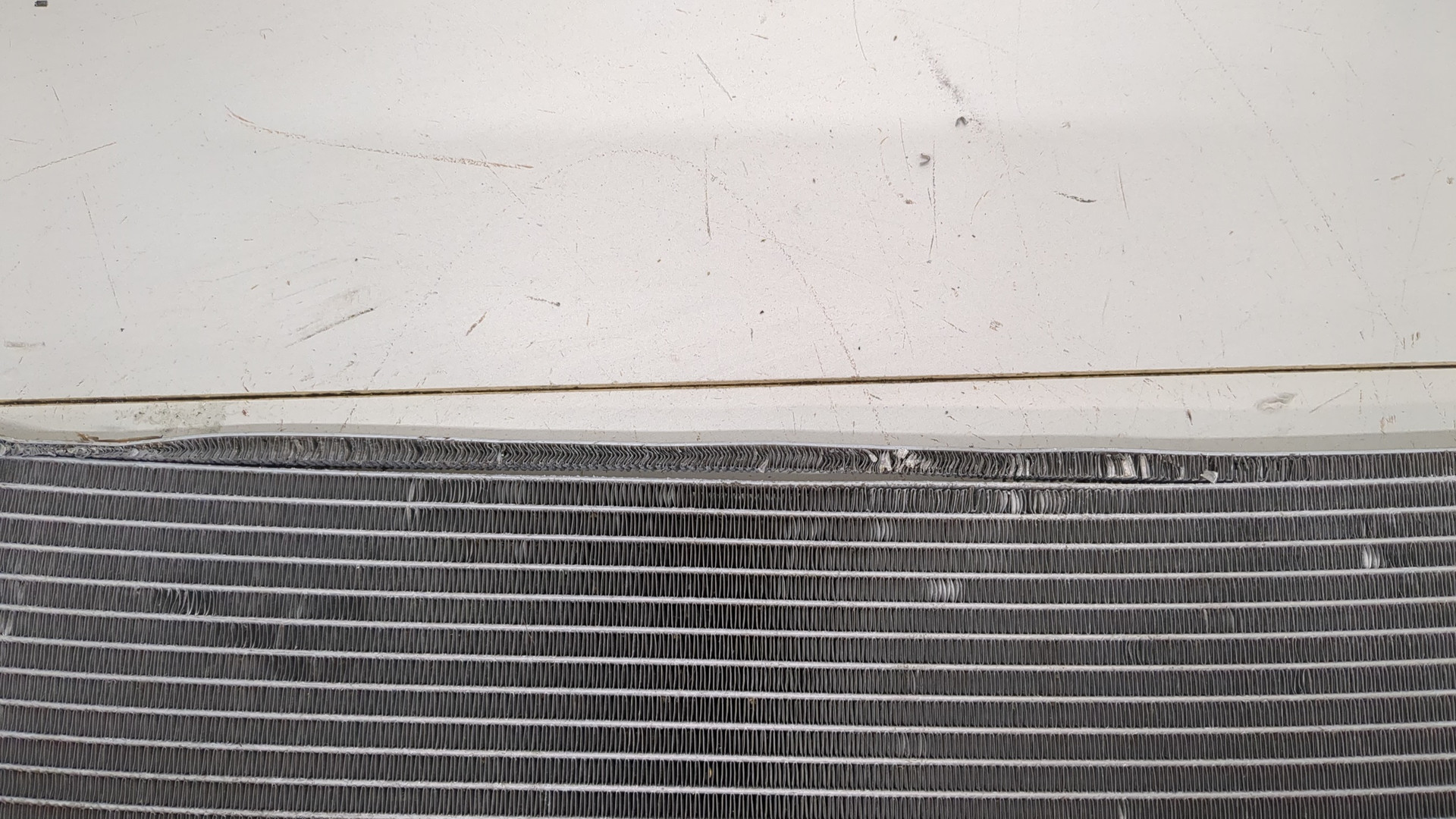 Радиатор кондиционера / конденсер