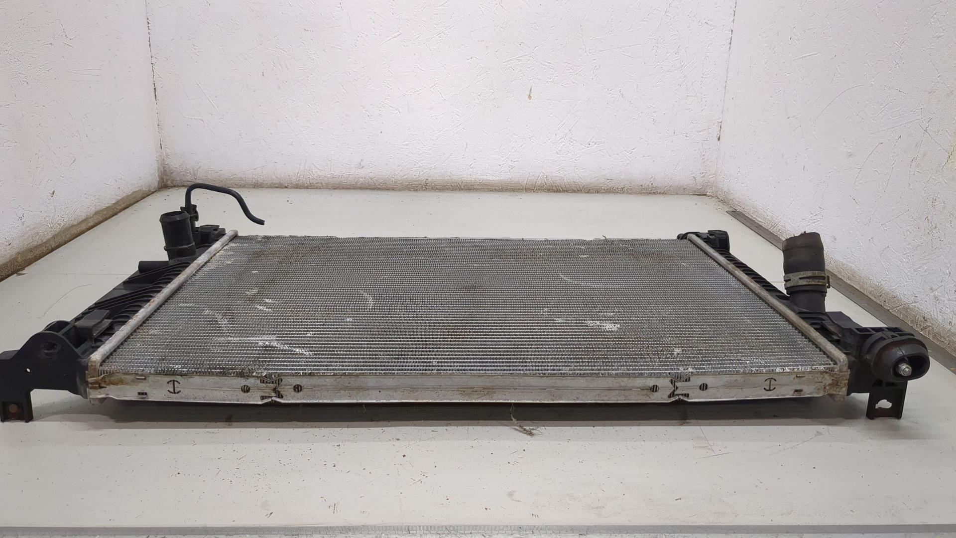 Радиатор охлаждения двигателя основной